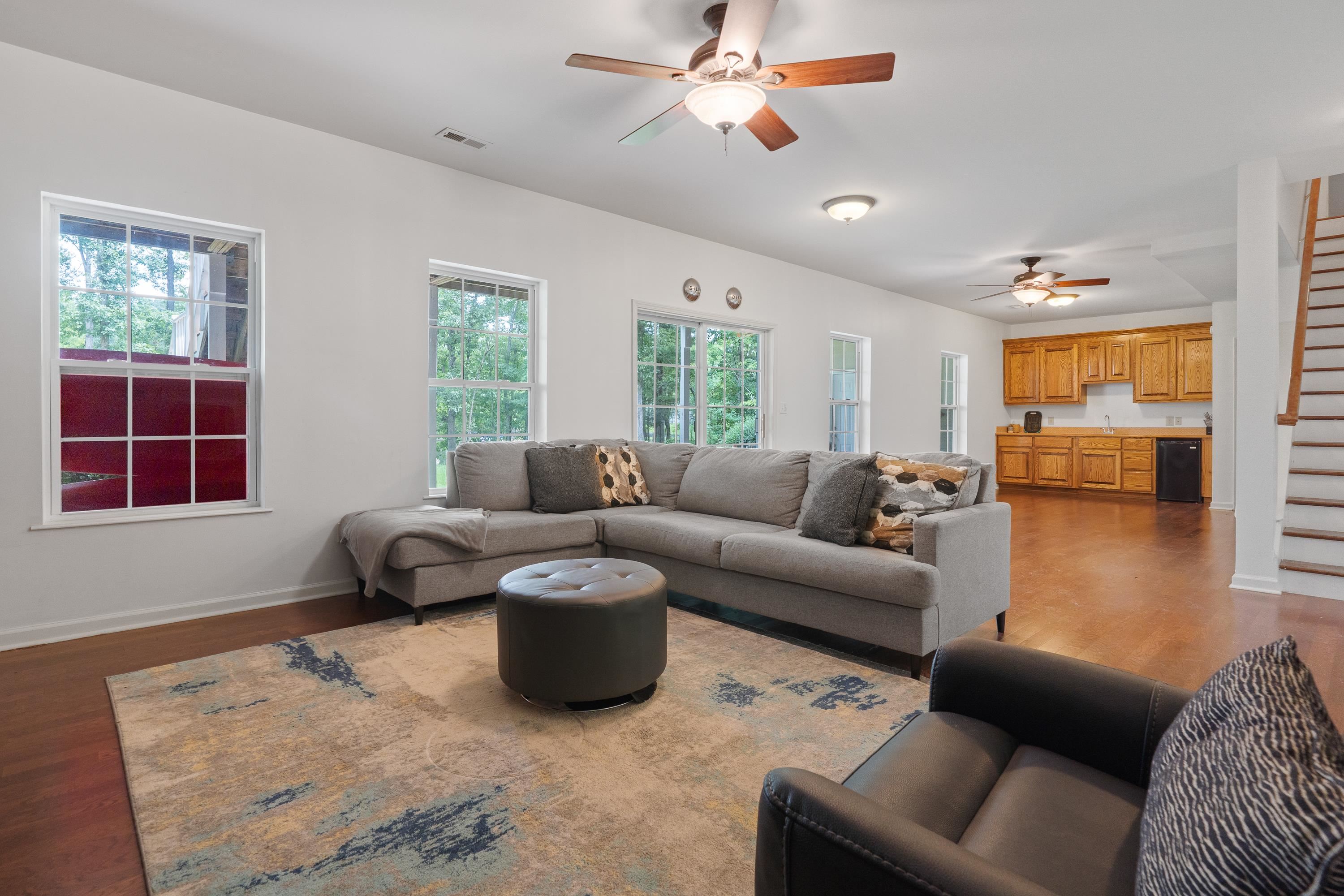 536 RIVERLAKE DRIVE