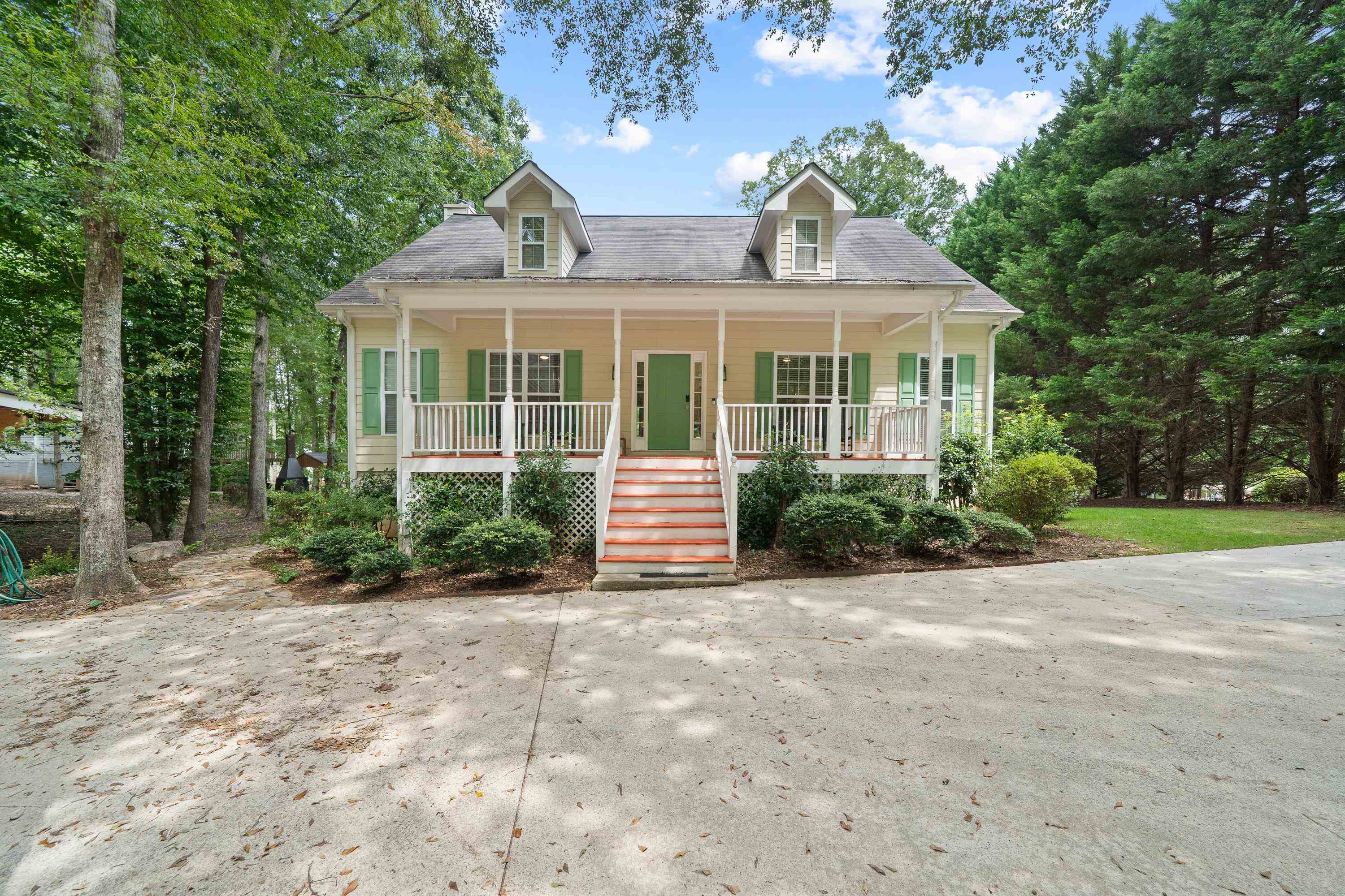536 RIVERLAKE DRIVE