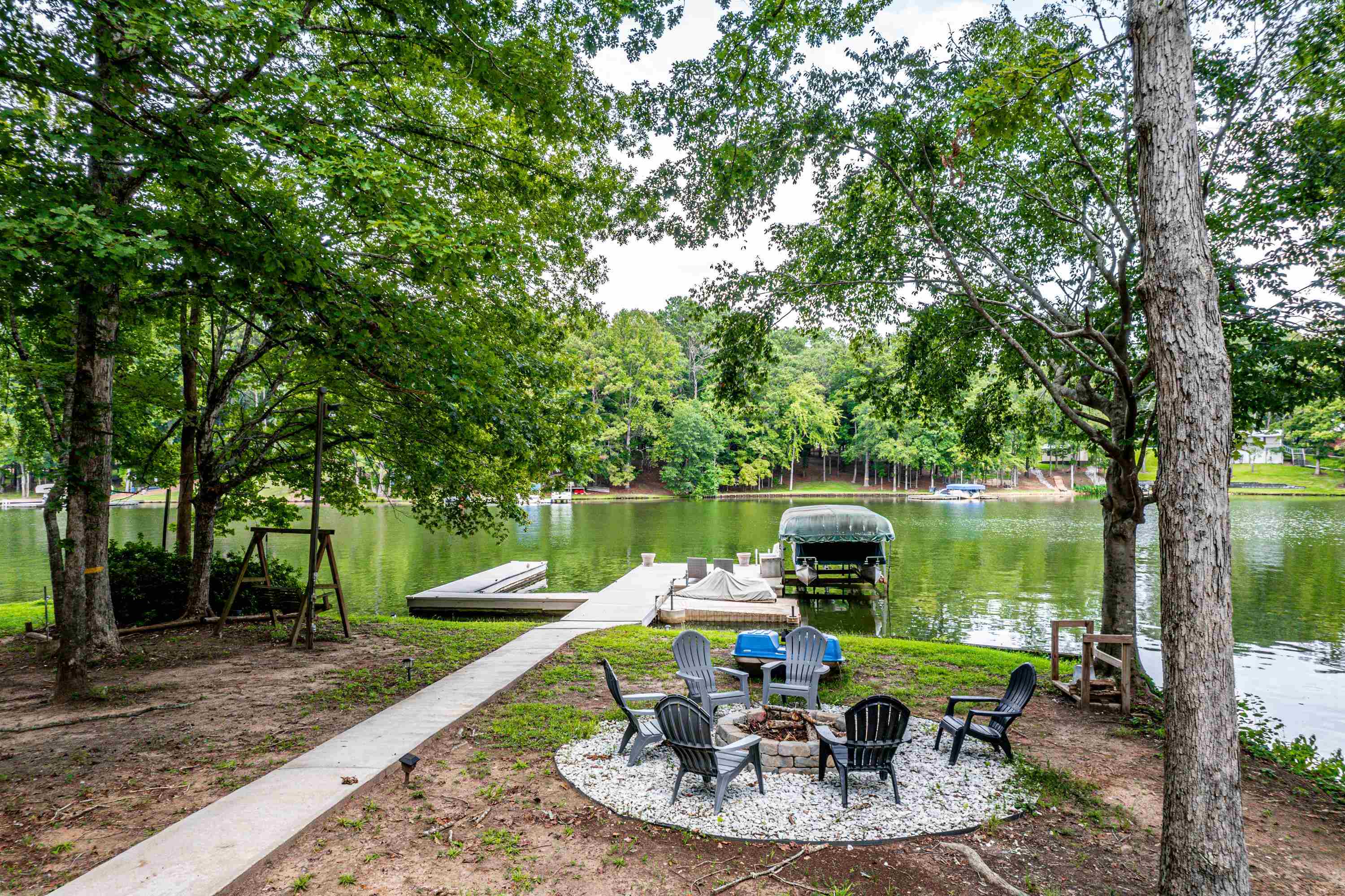 536 RIVERLAKE DRIVE