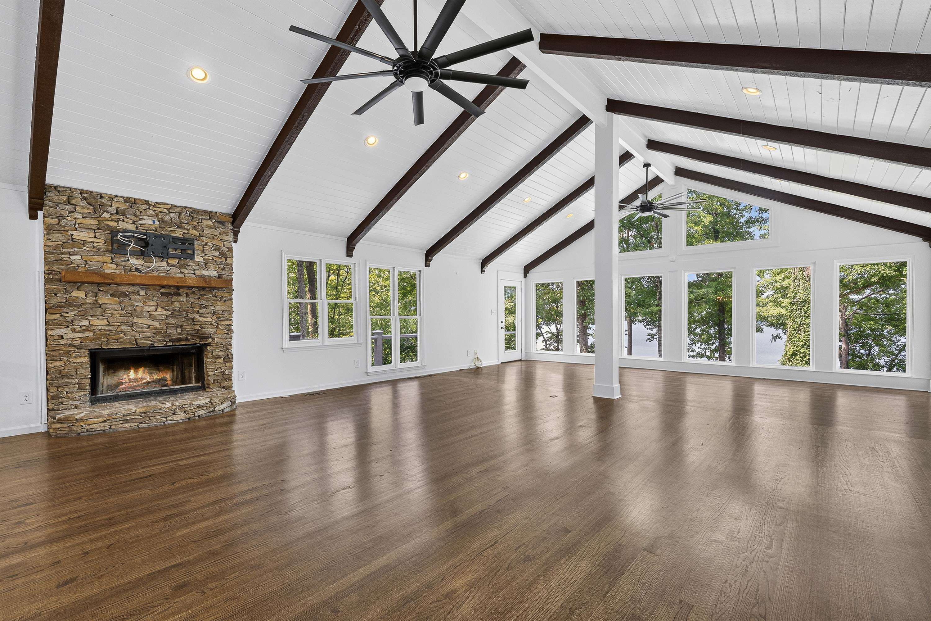 1660 APALACHEE WOODS TRAIL