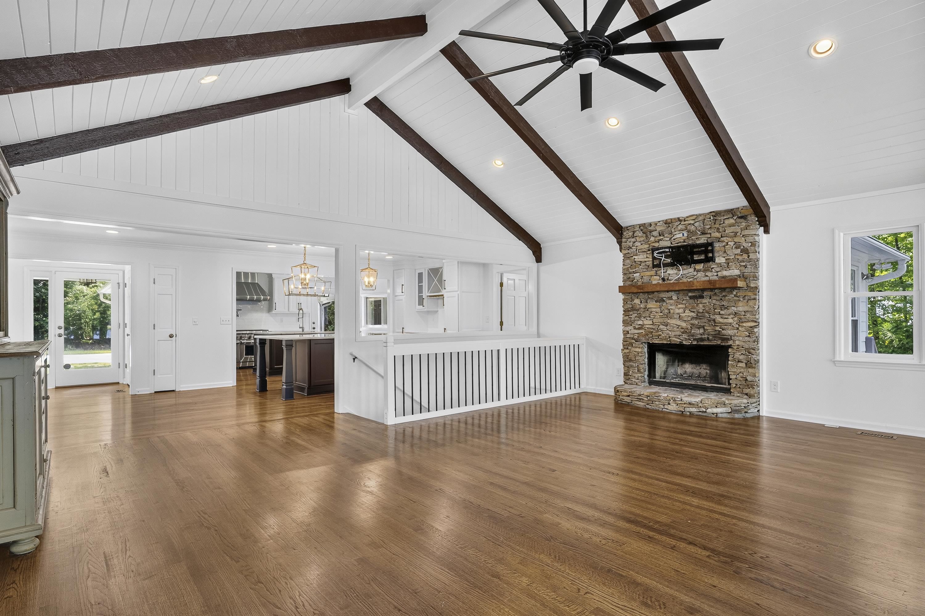 1660 APALACHEE WOODS TRAIL