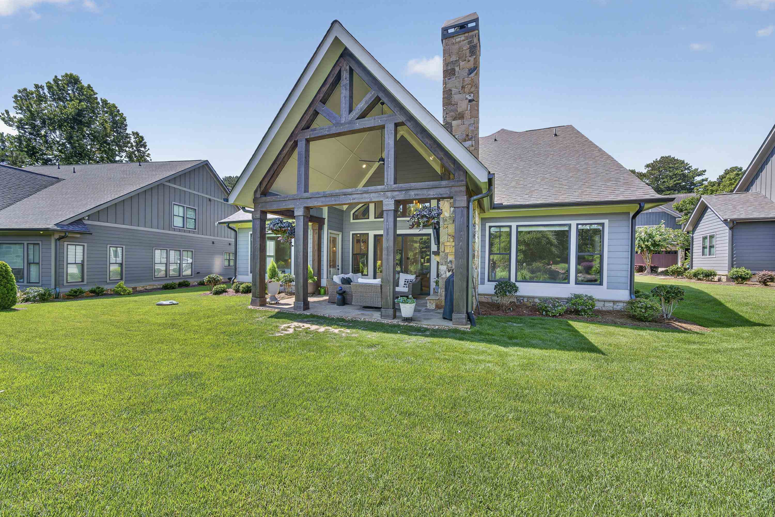 133 ARBORS LANE