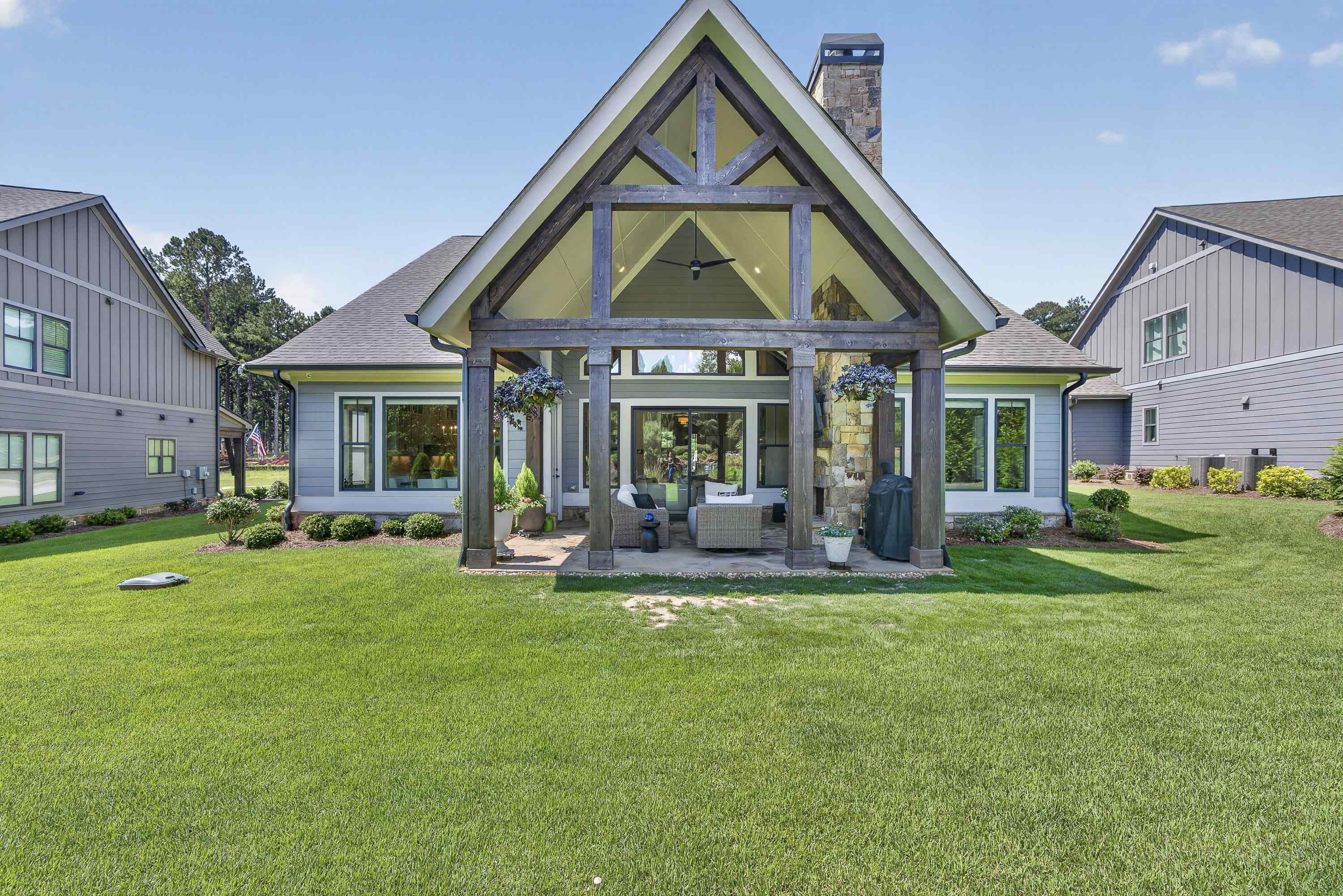 133 ARBORS LANE