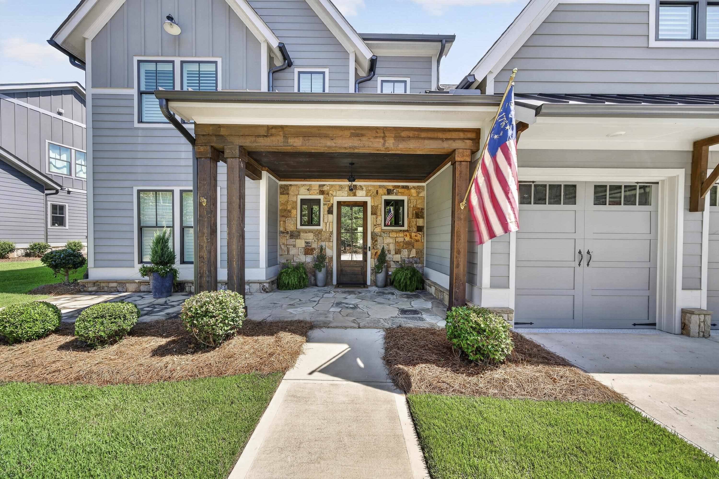133 ARBORS LANE