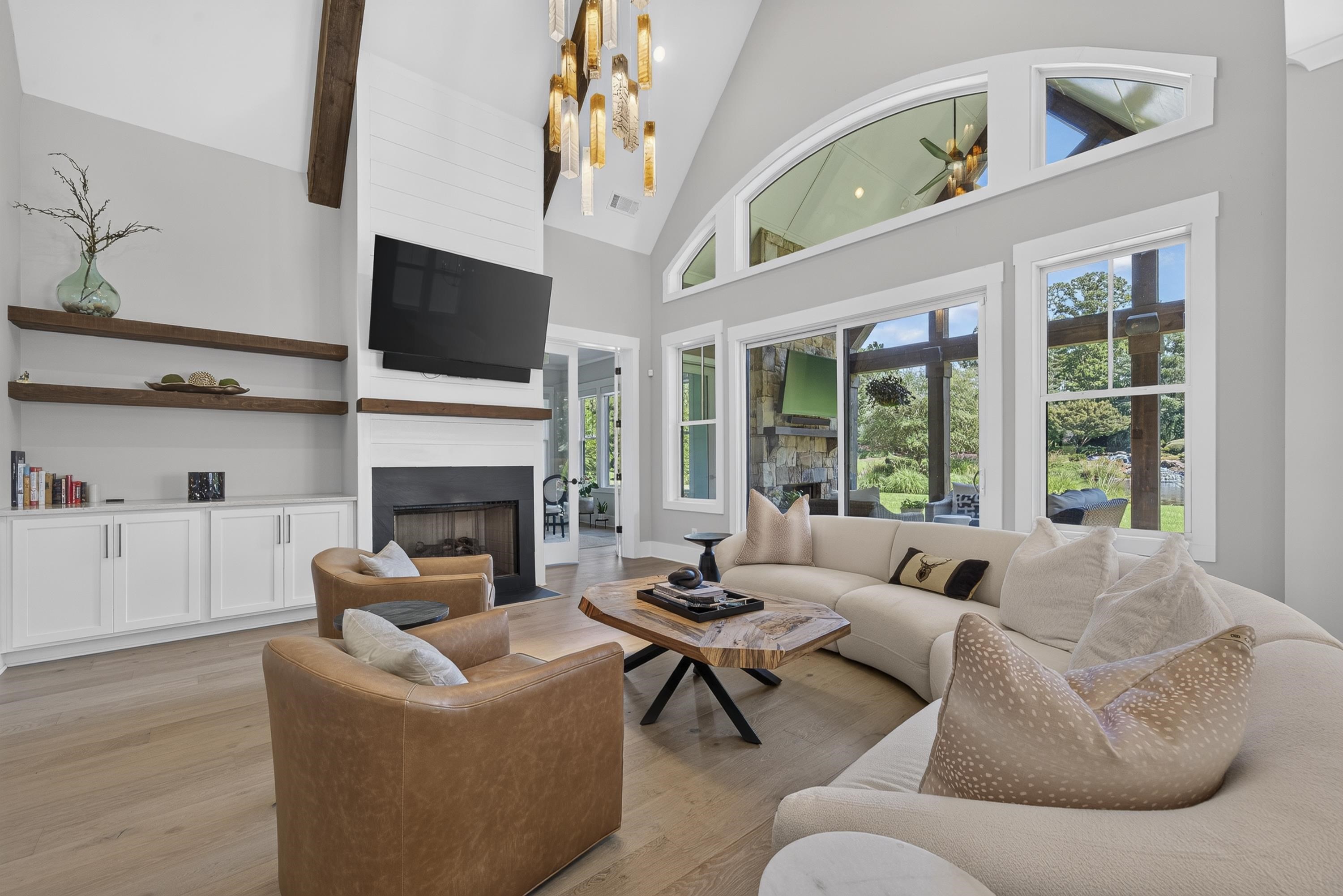 133 ARBORS LANE