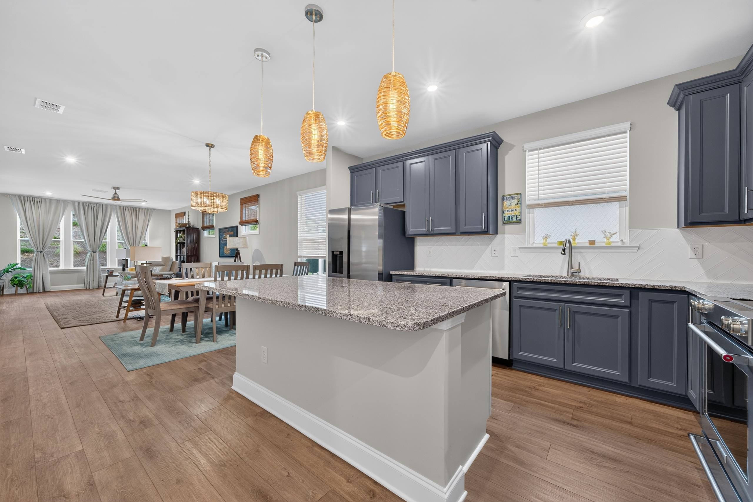 1228 CYPRESS WAY