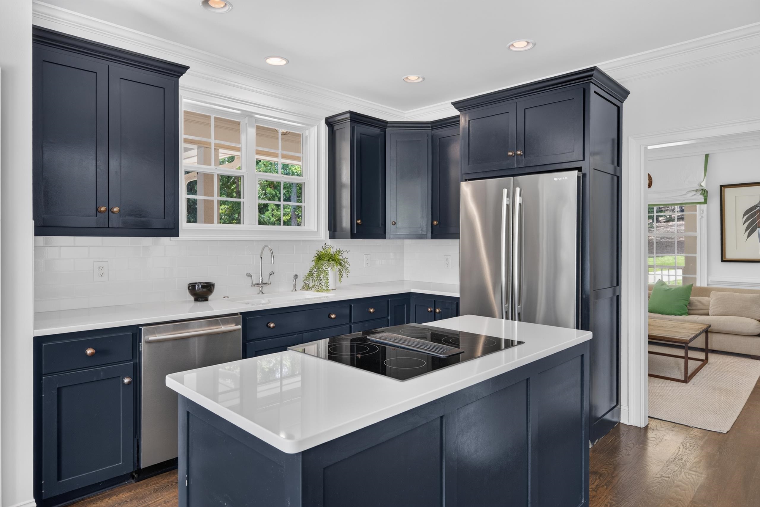 1001 KINGSFORD WAY