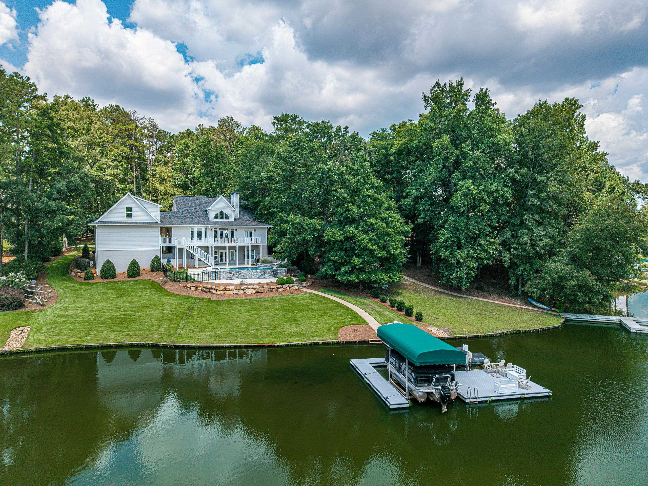 1001 KINGSFORD WAY