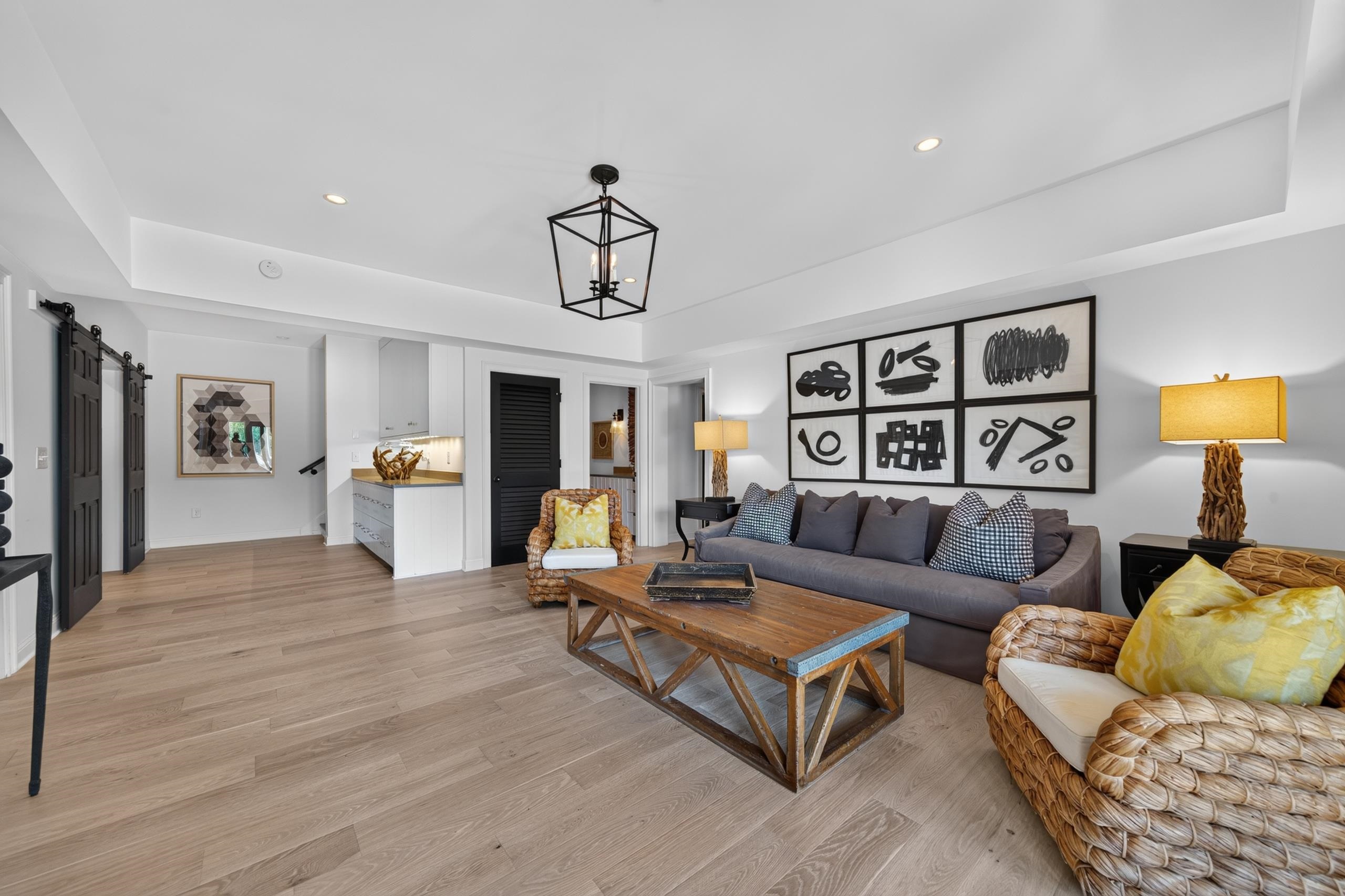 1001 KINGSFORD WAY