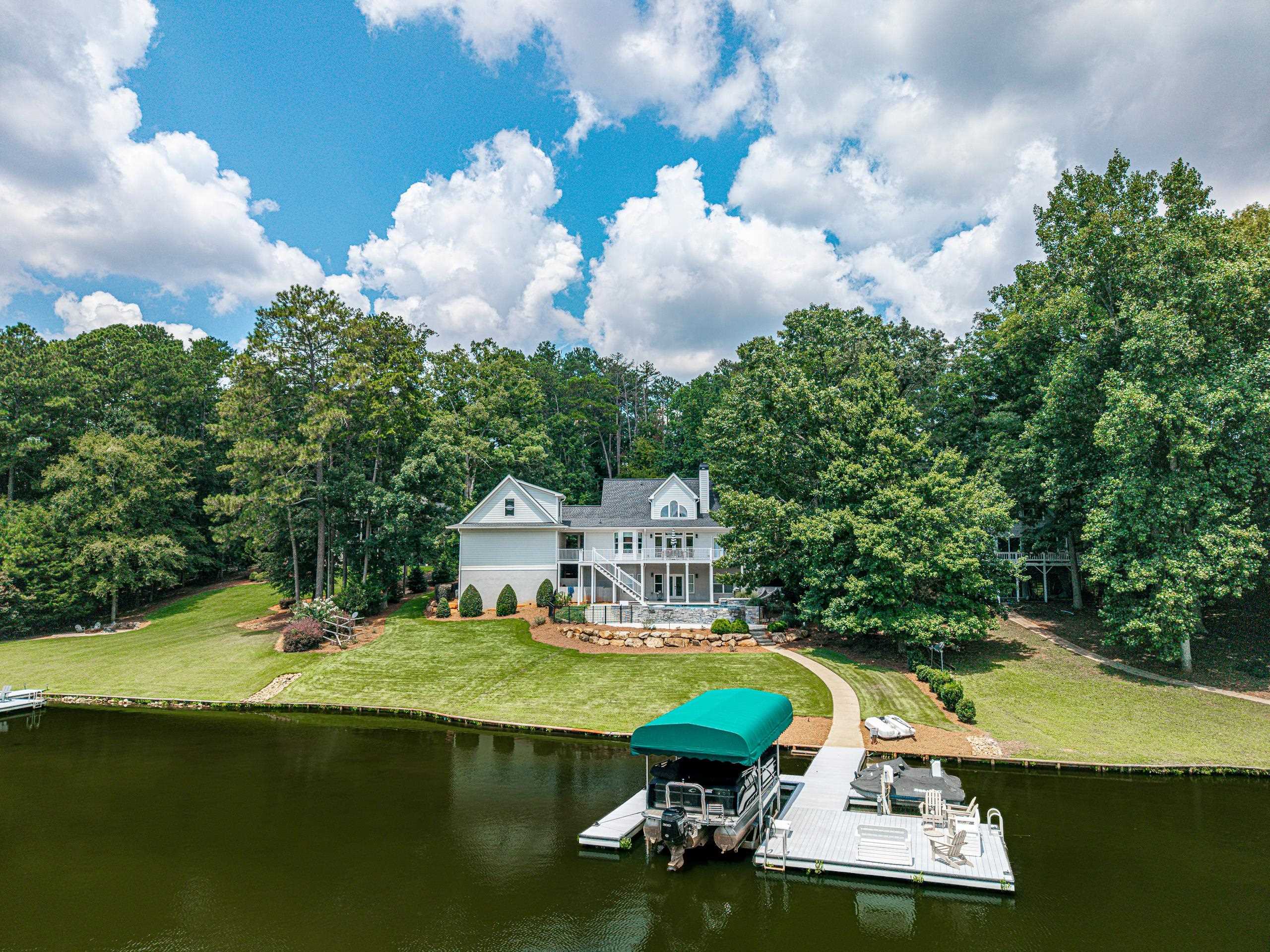 1001 KINGSFORD WAY