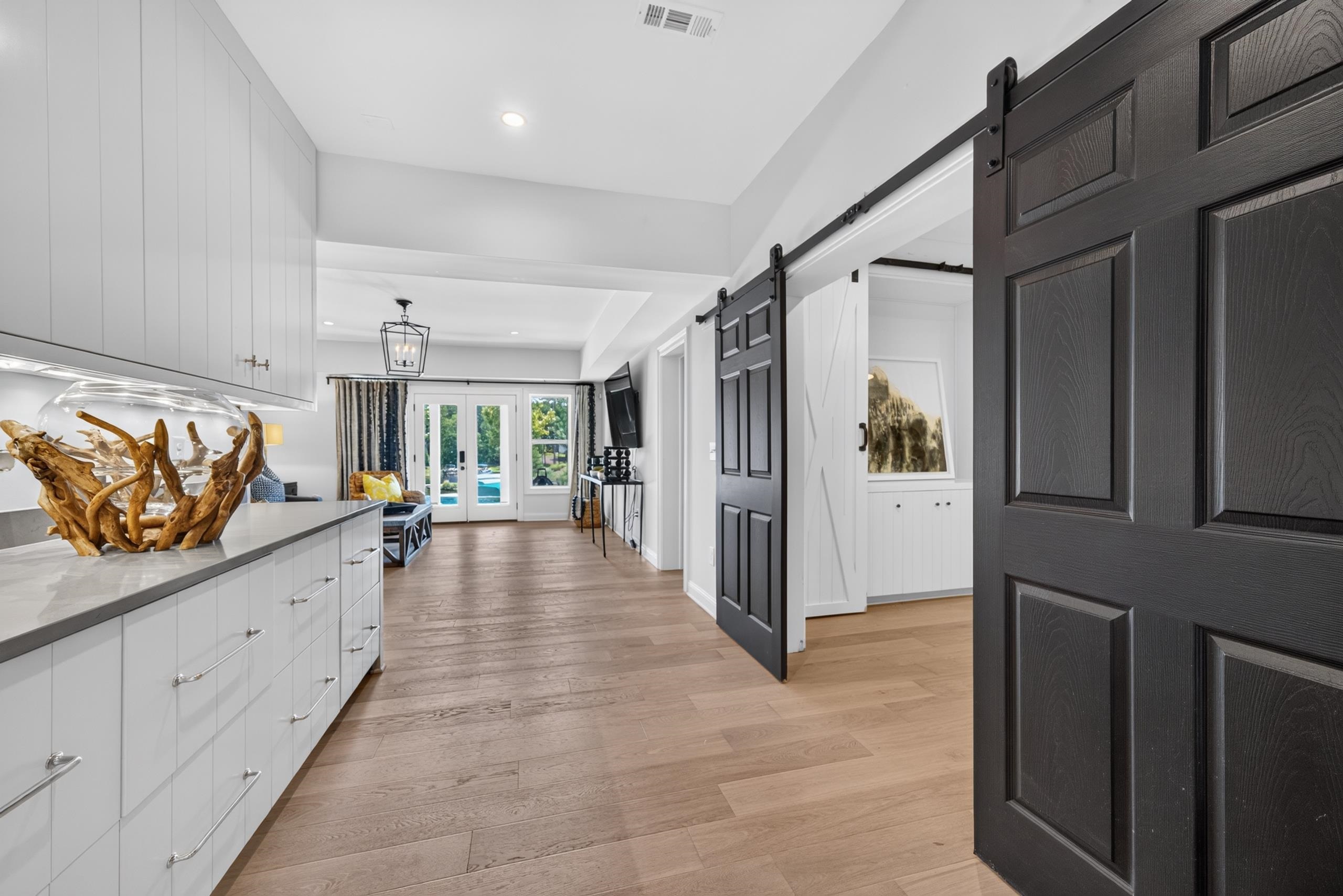 1001 KINGSFORD WAY
