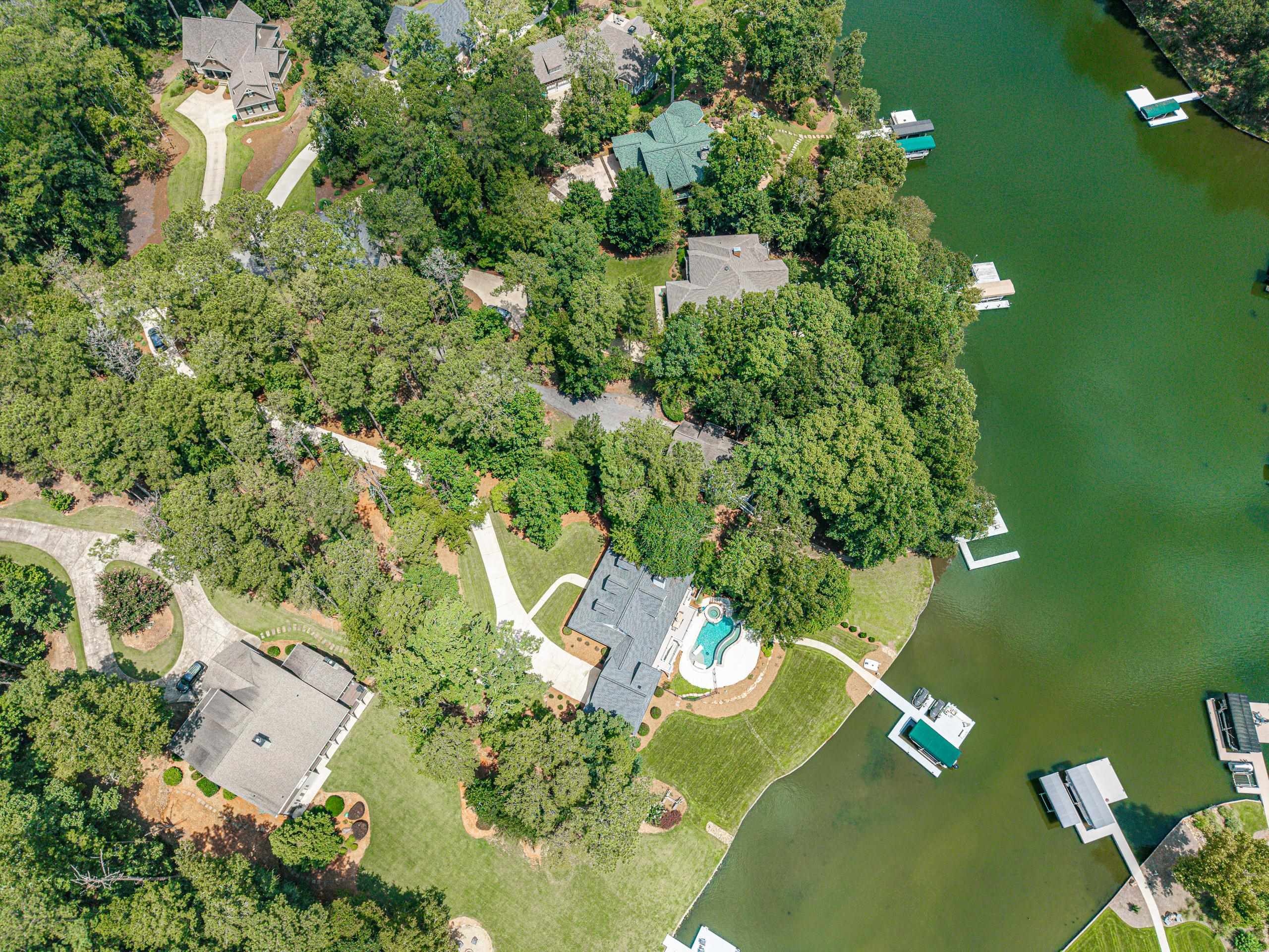 1001 KINGSFORD WAY