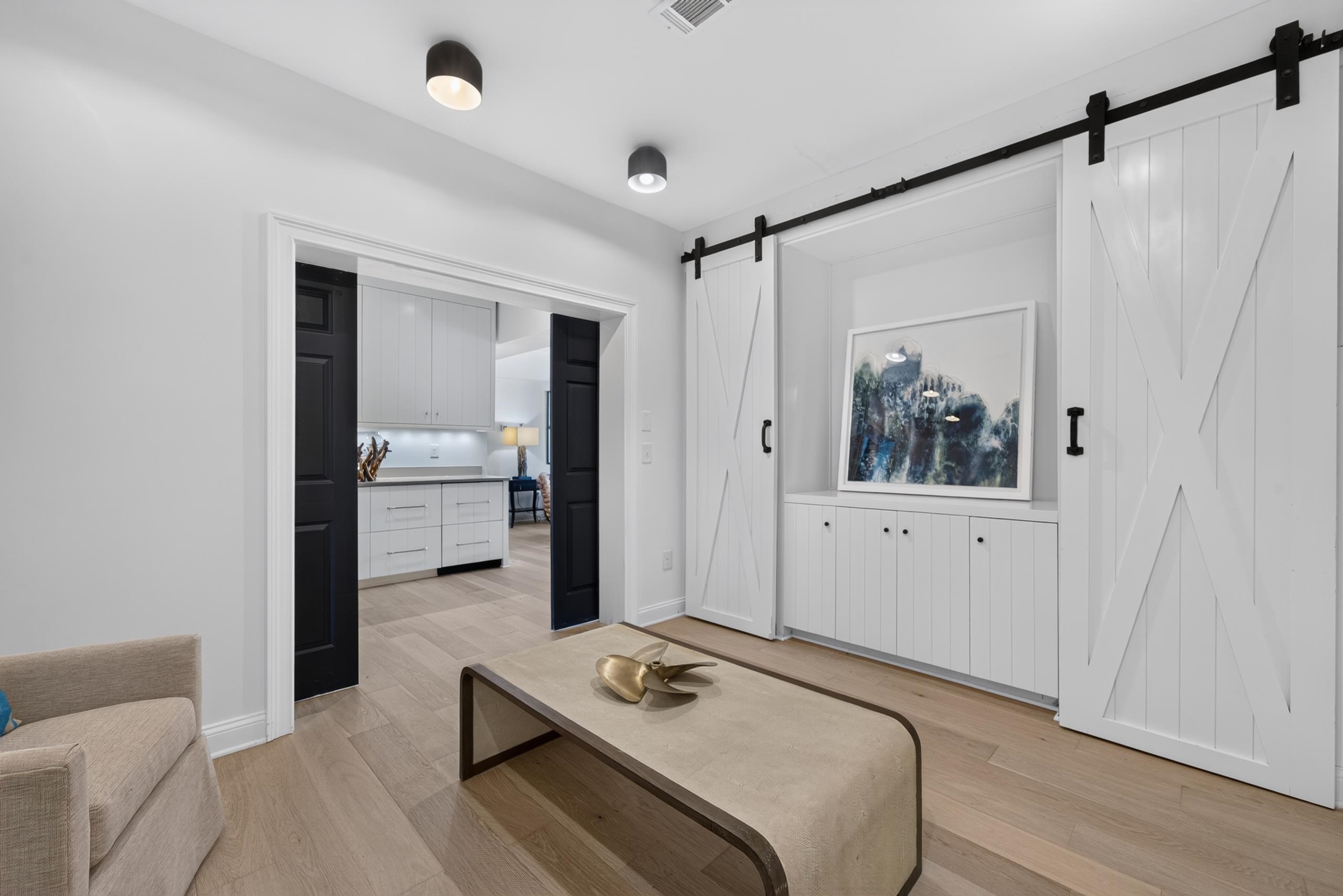 1001 KINGSFORD WAY