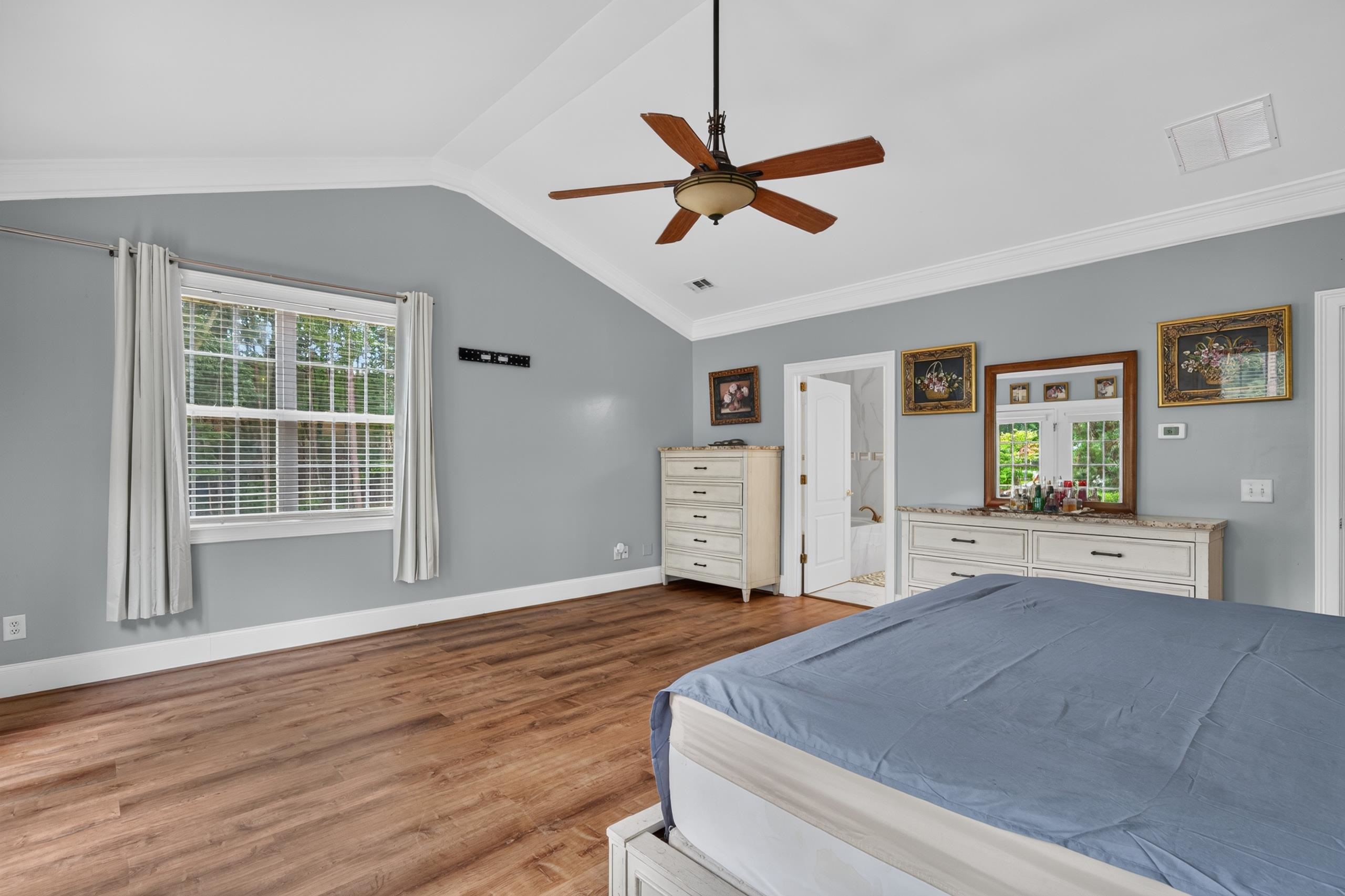 103 N HIDDEN LAKE DRIVE