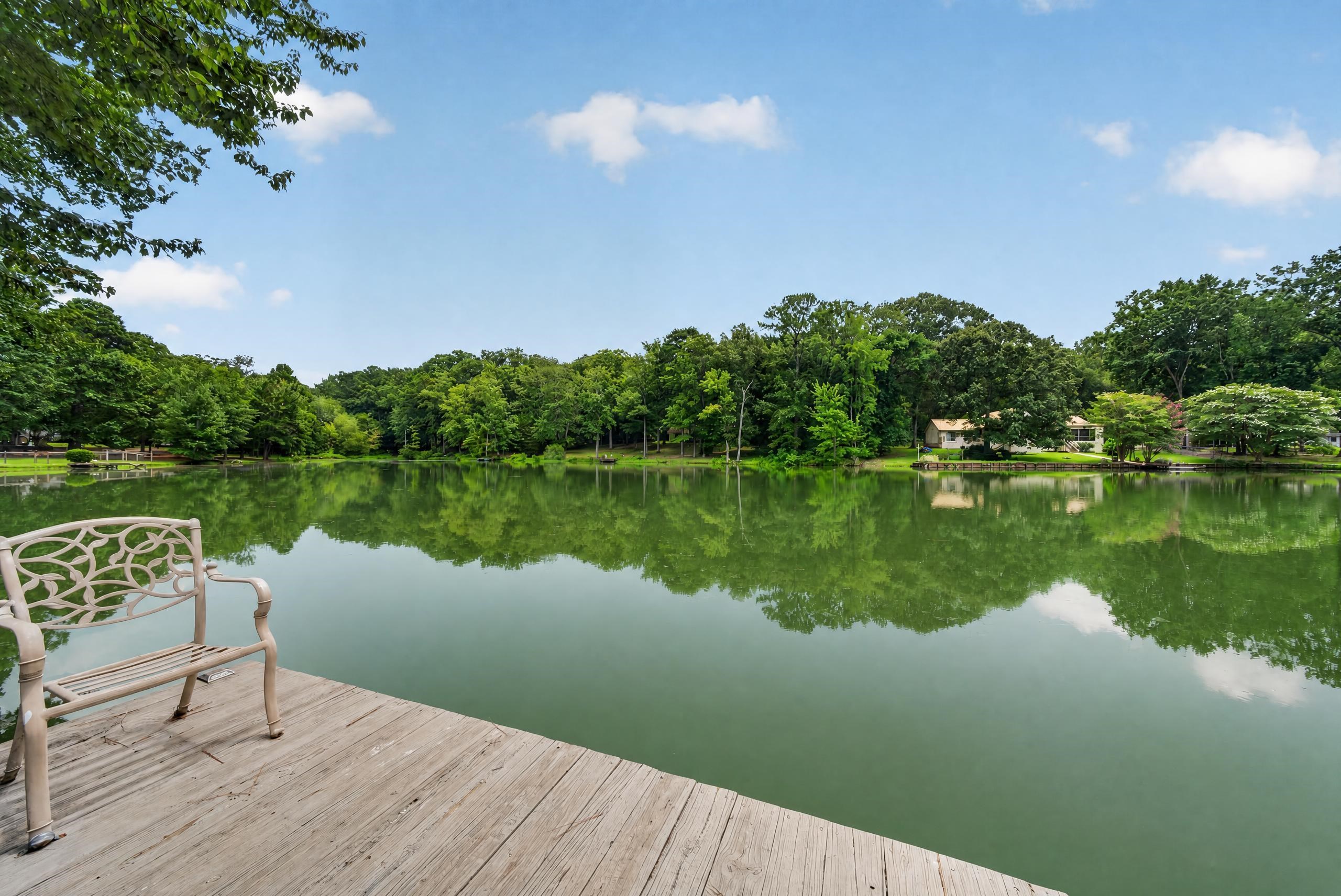 103 N HIDDEN LAKE DRIVE