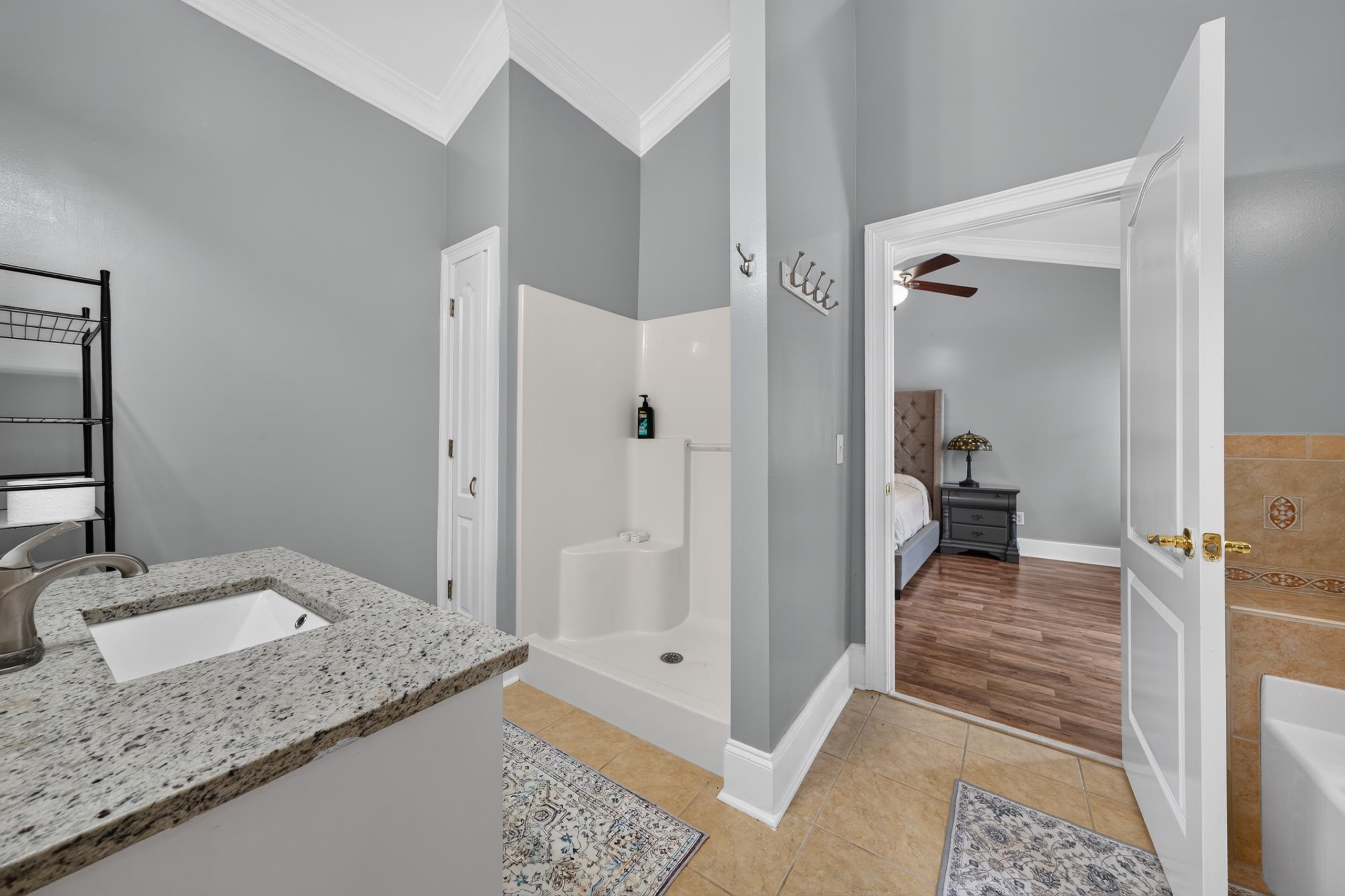 103 N HIDDEN LAKE DRIVE