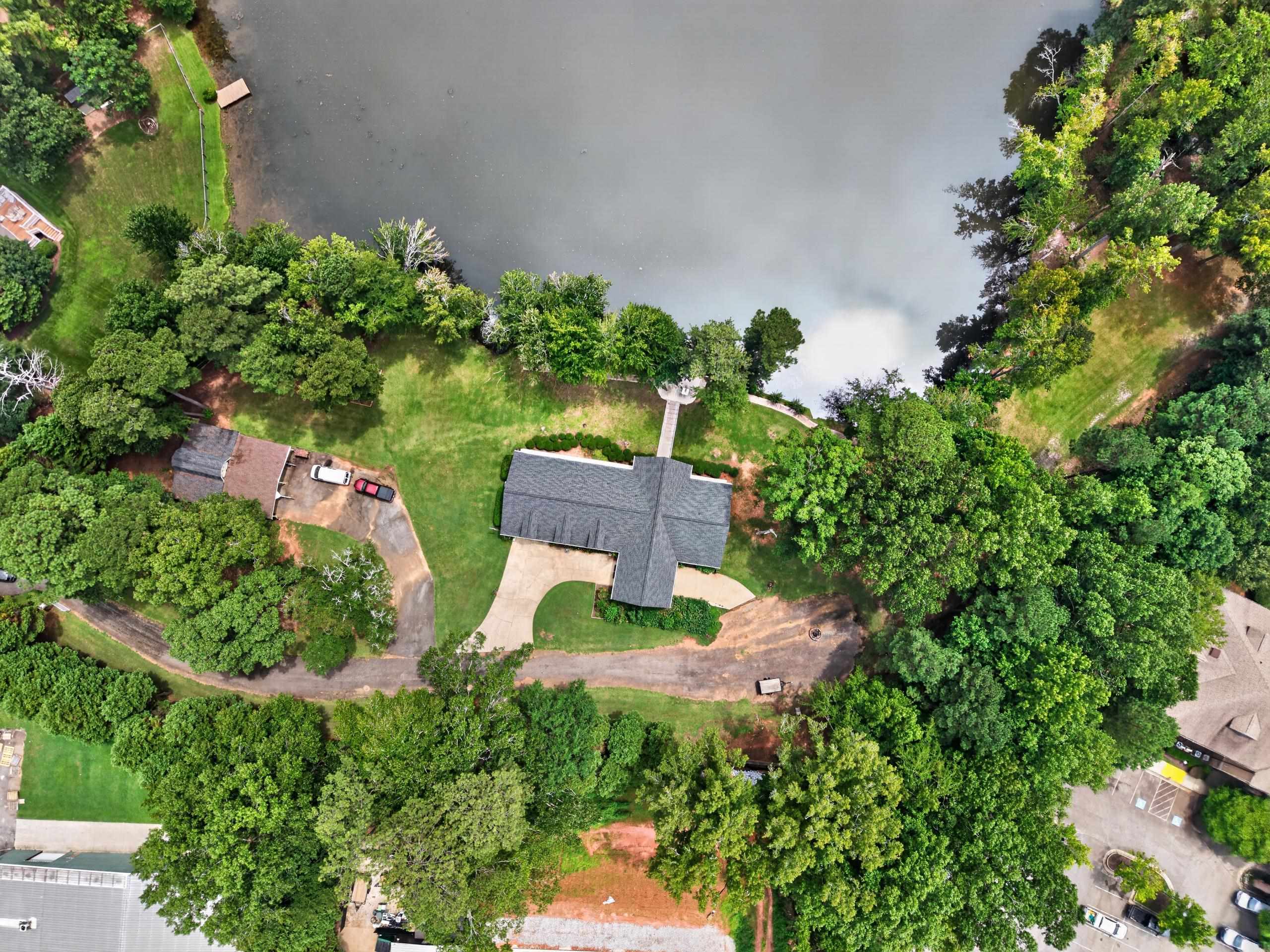 103 N HIDDEN LAKE DRIVE