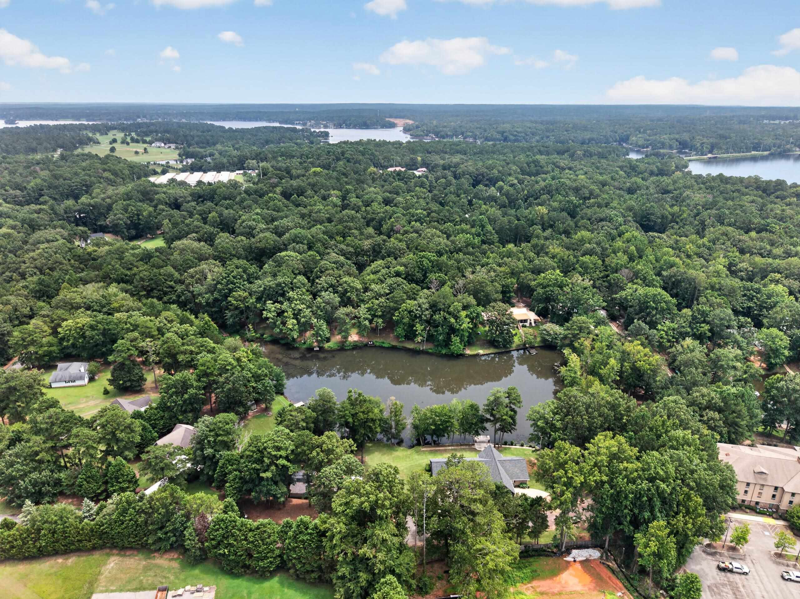 103 N HIDDEN LAKE DRIVE