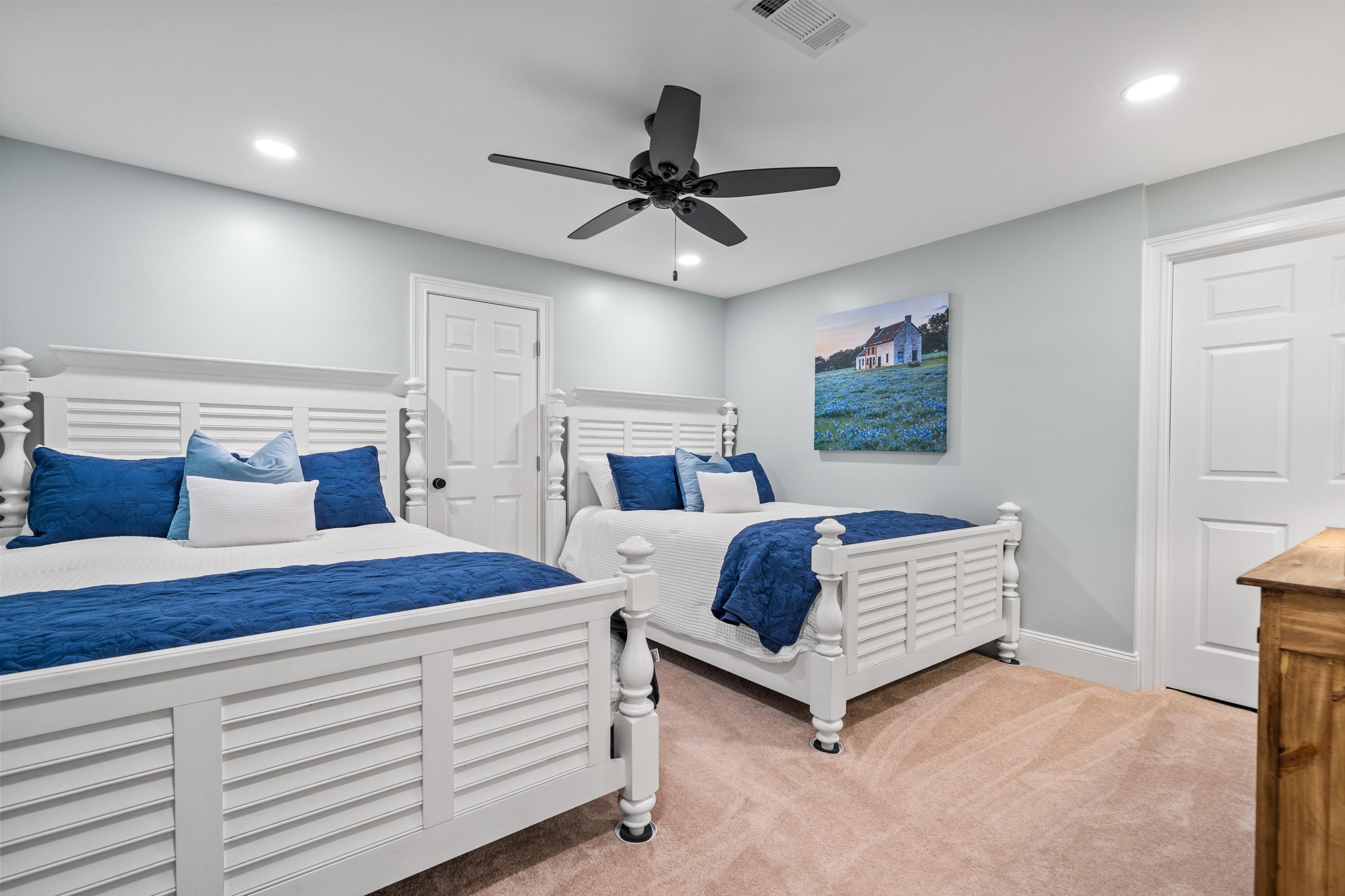 2691 CLUB DRIVE