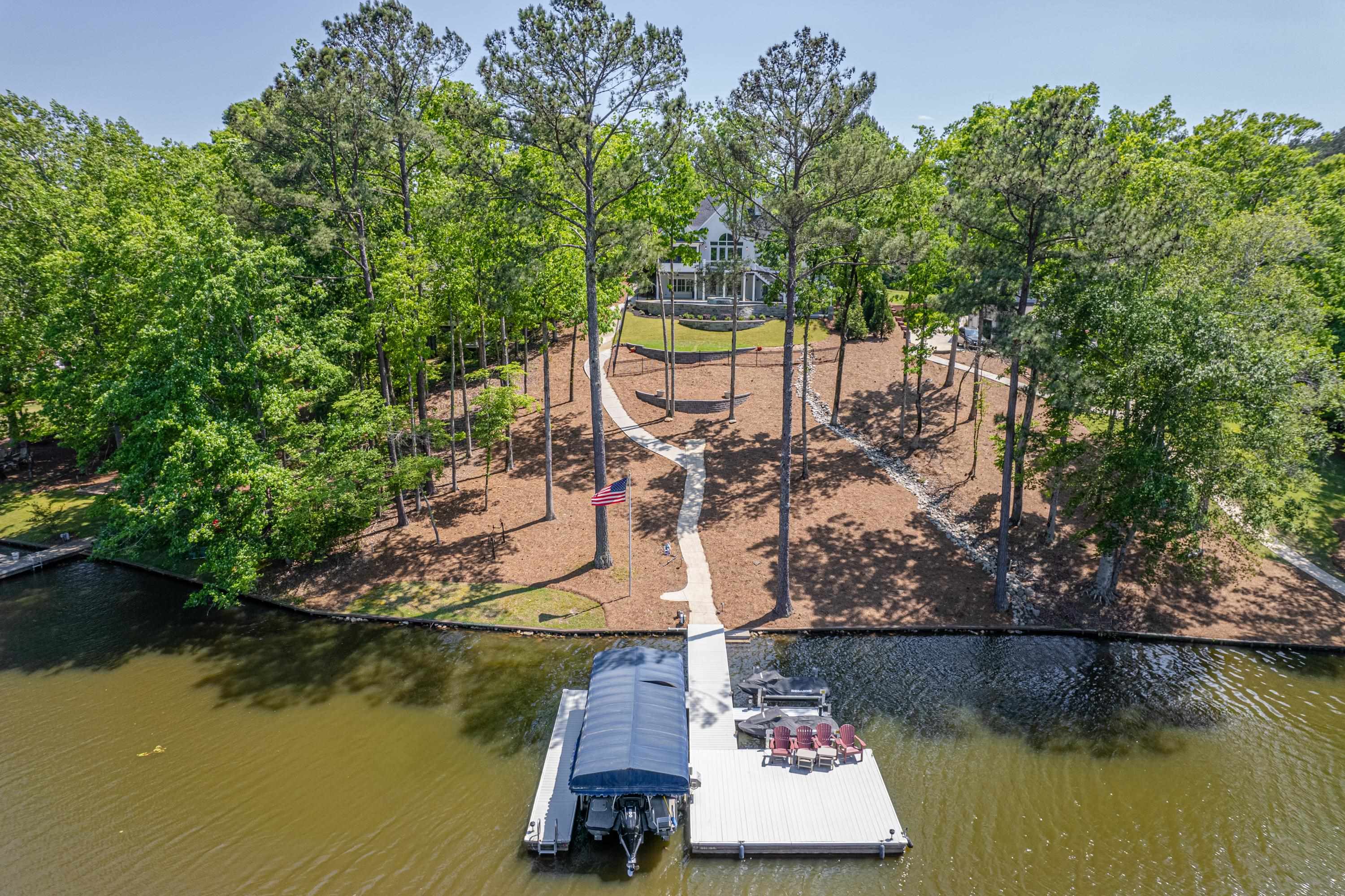2691 CLUB DRIVE