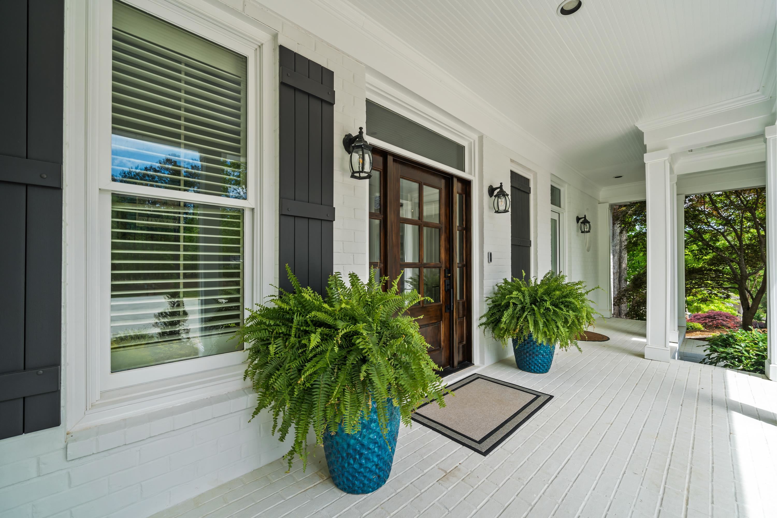 2691 CLUB DRIVE