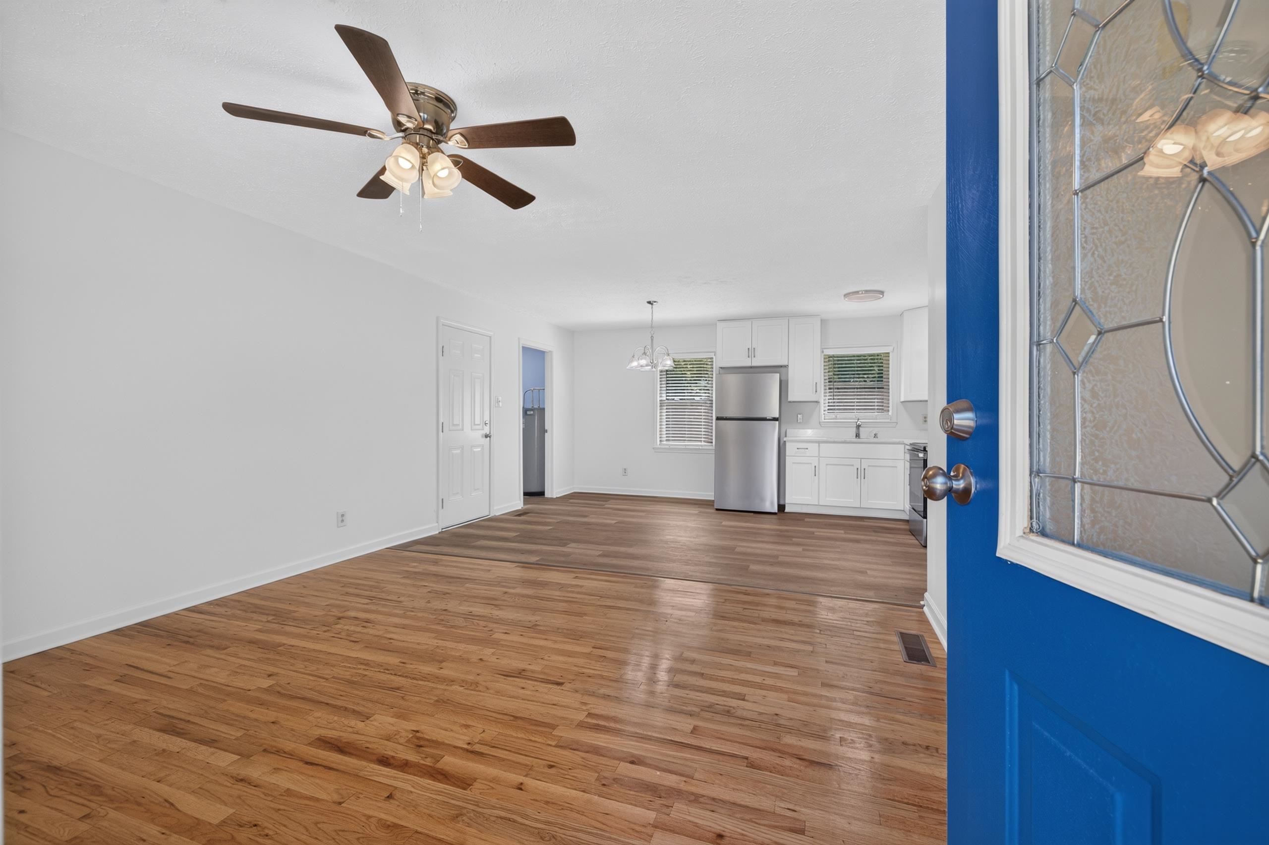 1015 HIGHLAND AVENUE