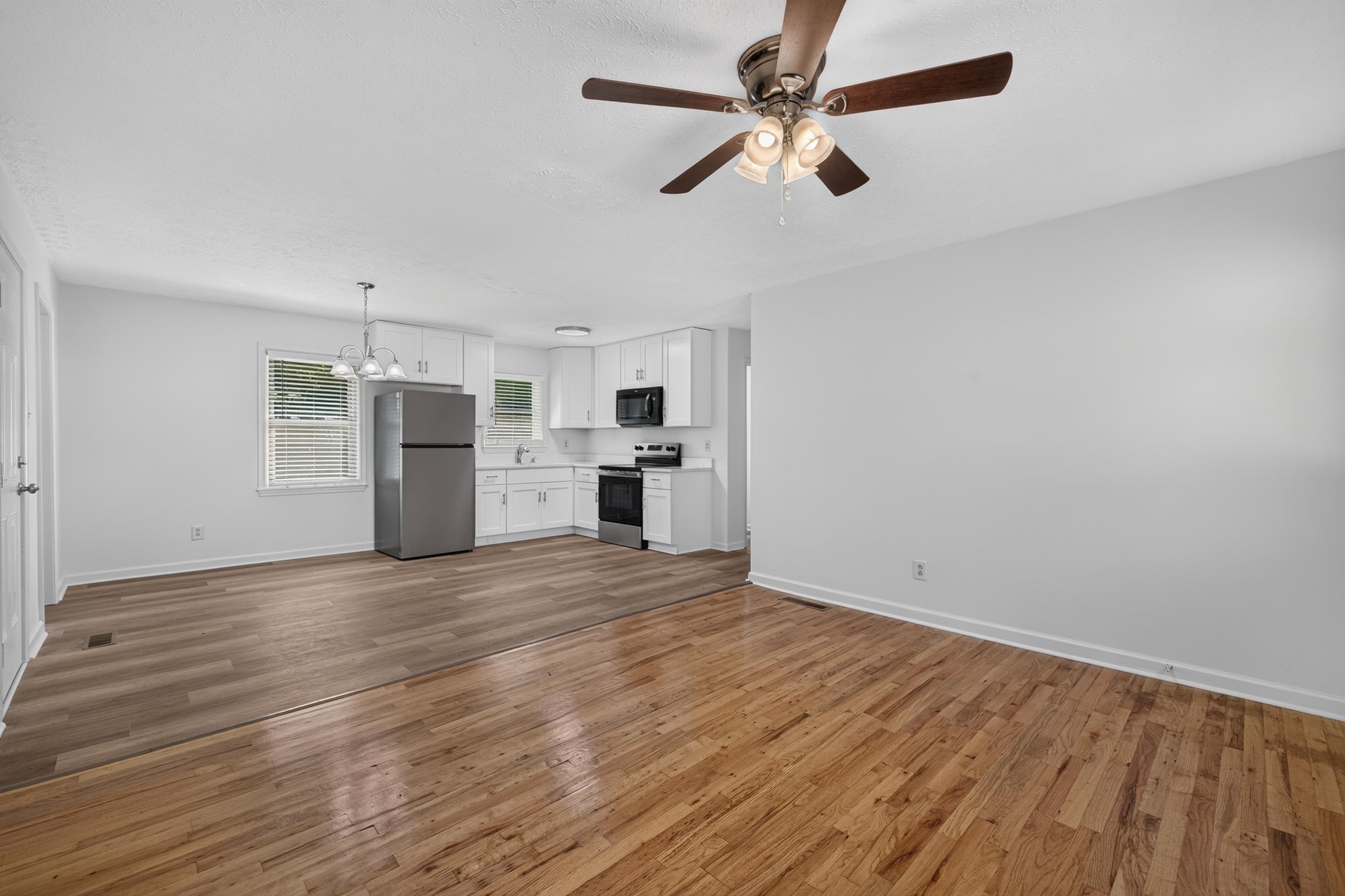 1015 HIGHLAND AVENUE