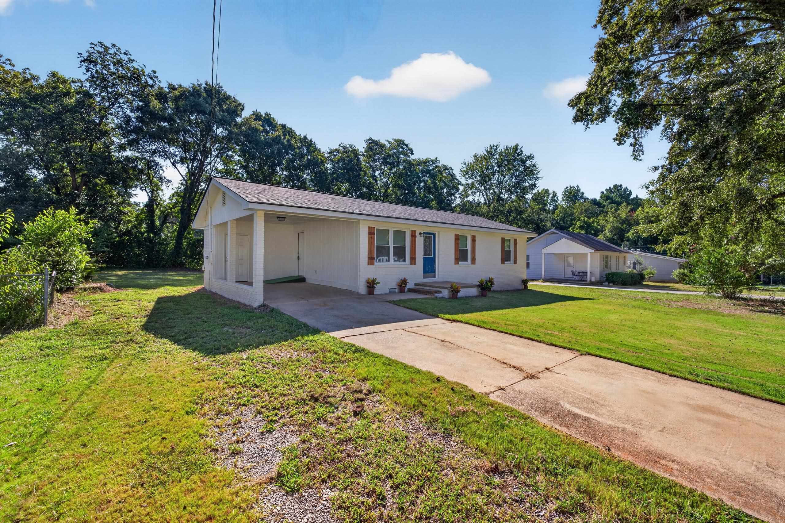 1015 HIGHLAND AVENUE