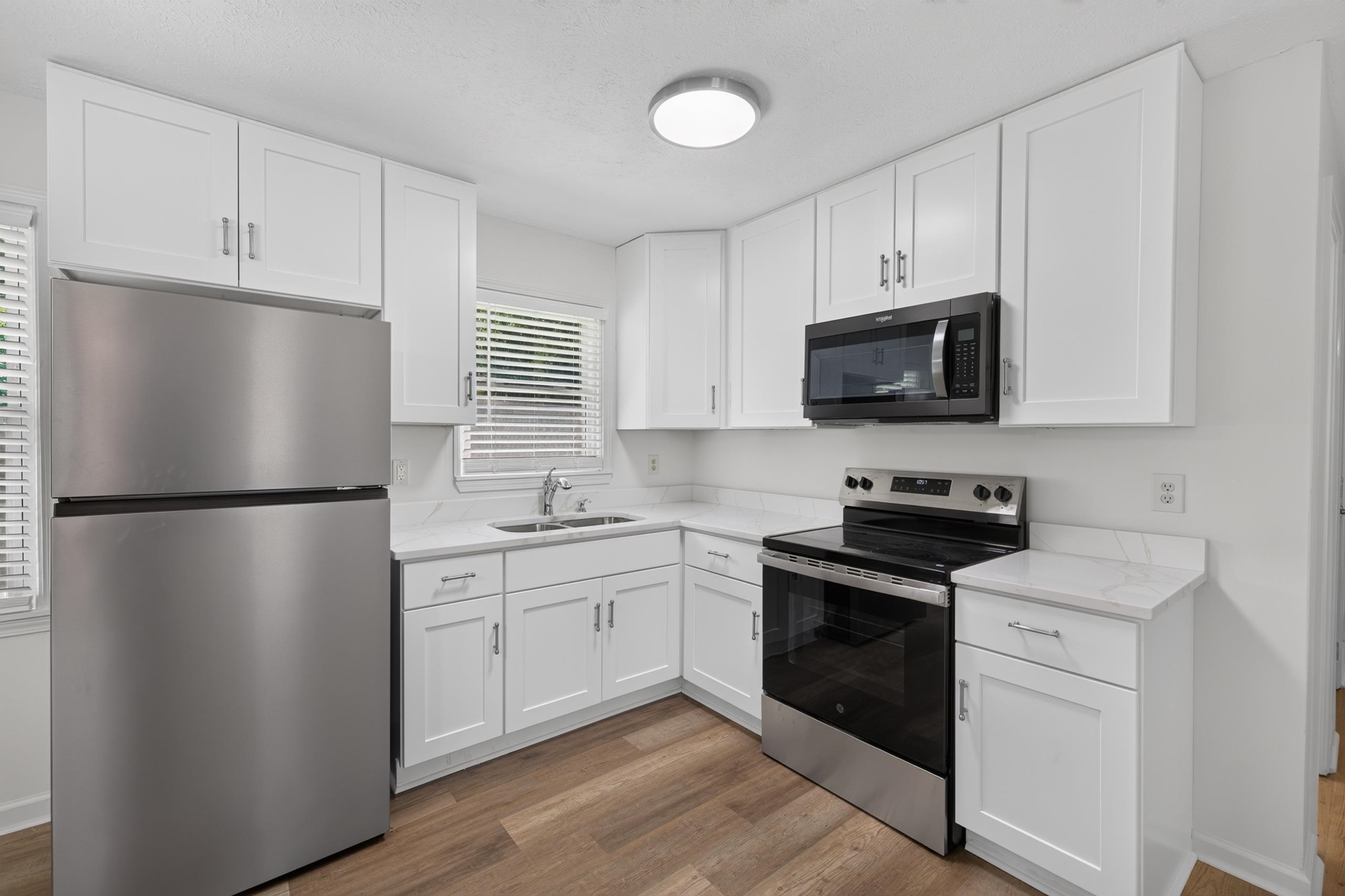 1015 HIGHLAND AVENUE