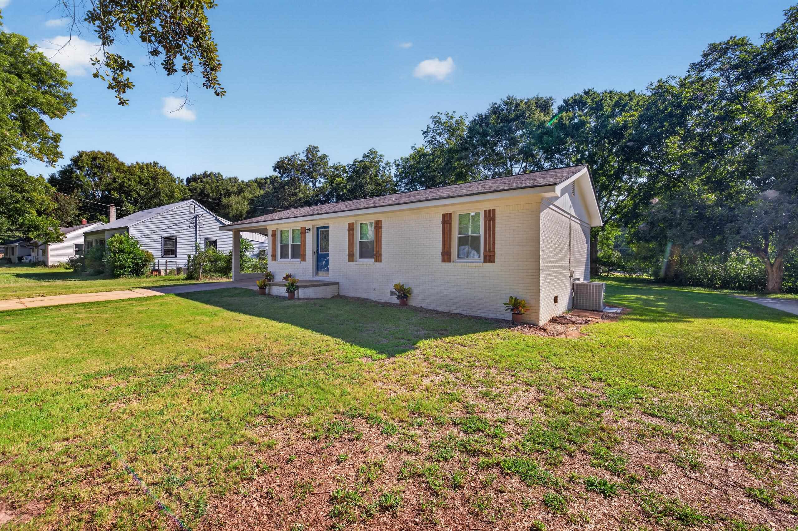 1015 HIGHLAND AVENUE