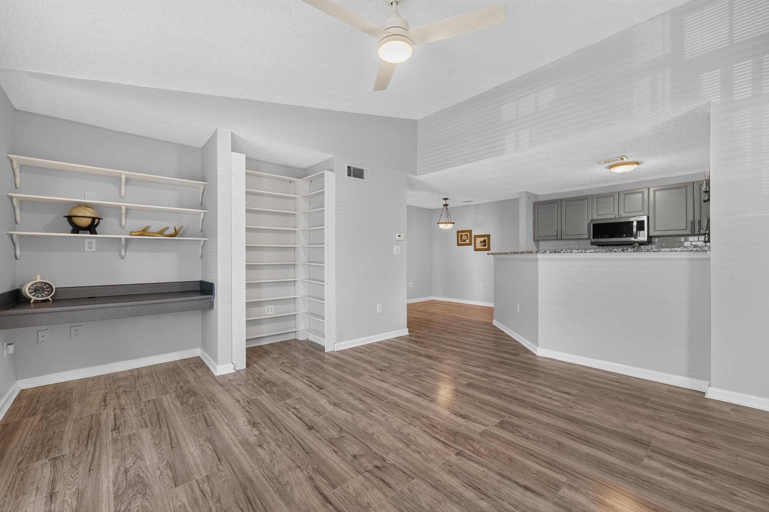 6308 PRIMROSE PATH