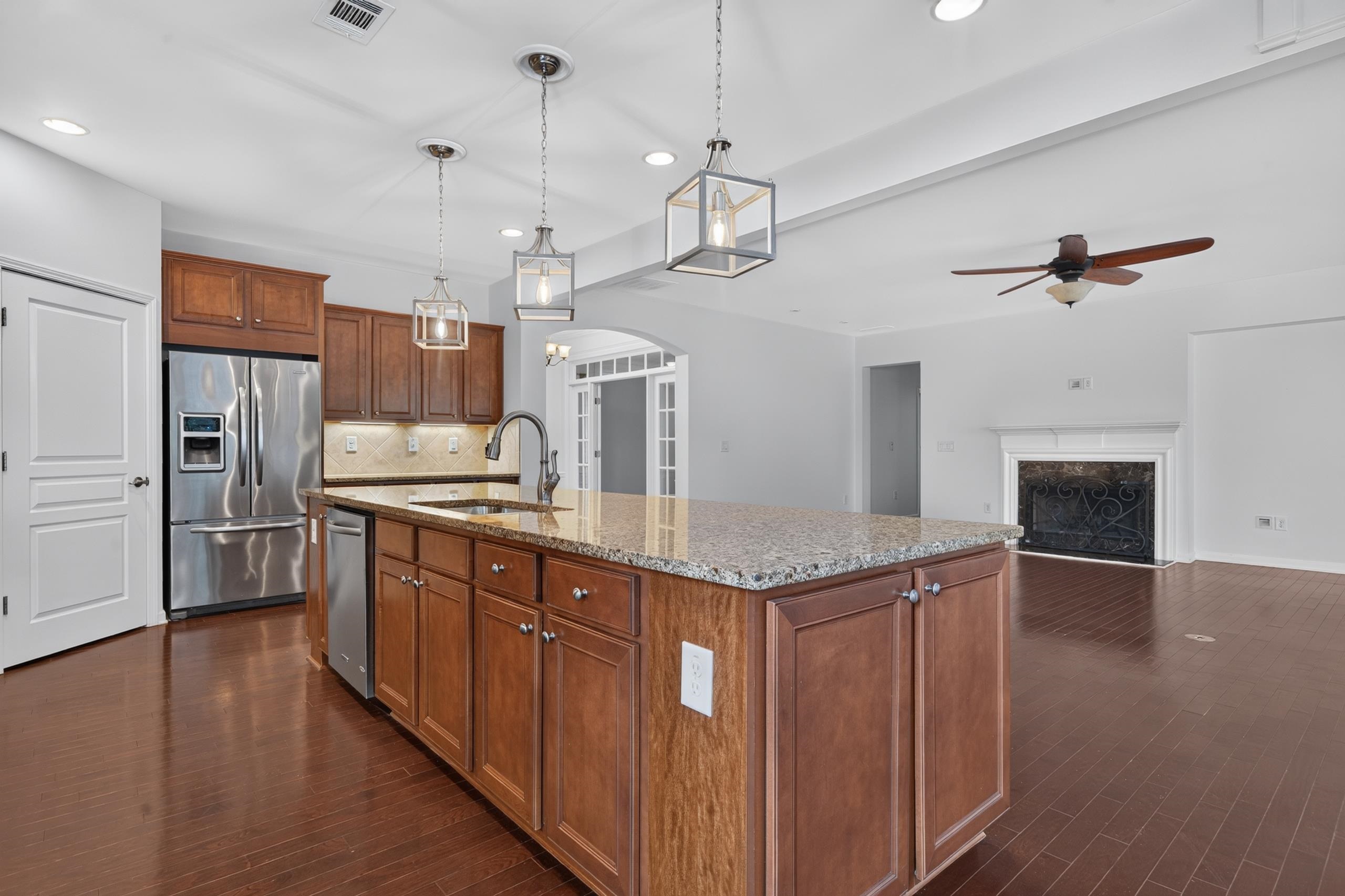 1031 DOCKSIDE PLACE