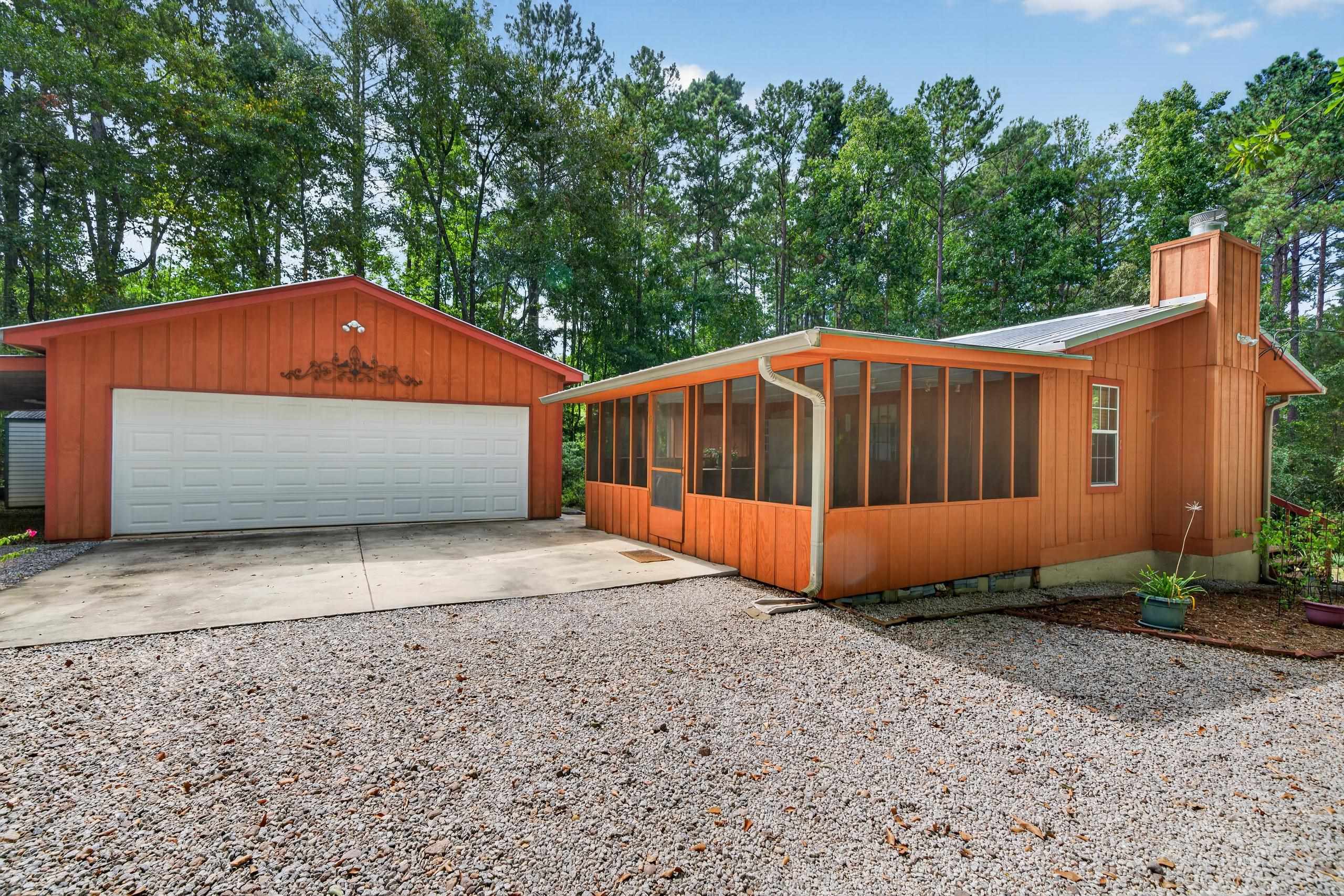923 CROOKED CREEK ROAD