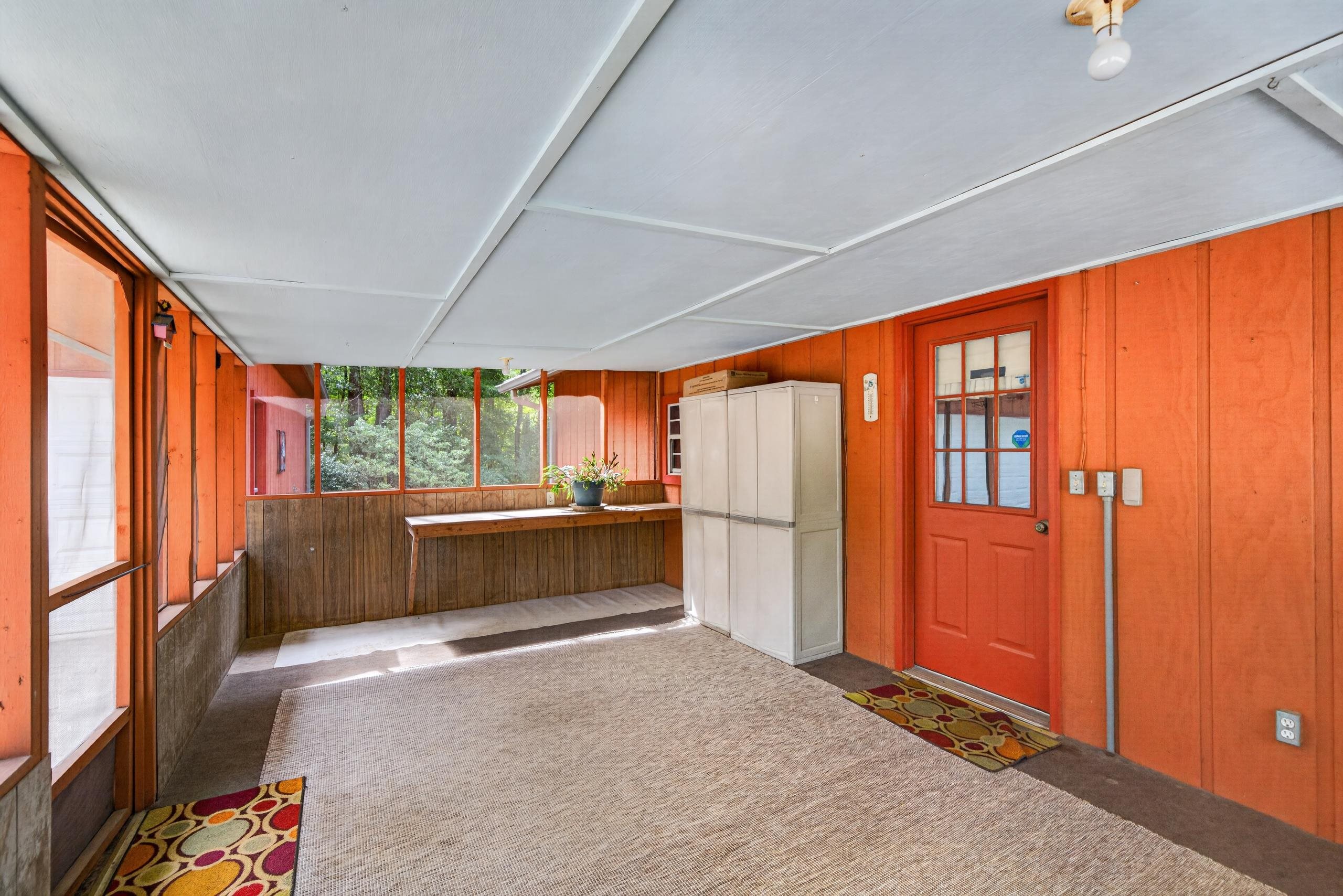 923 CROOKED CREEK ROAD