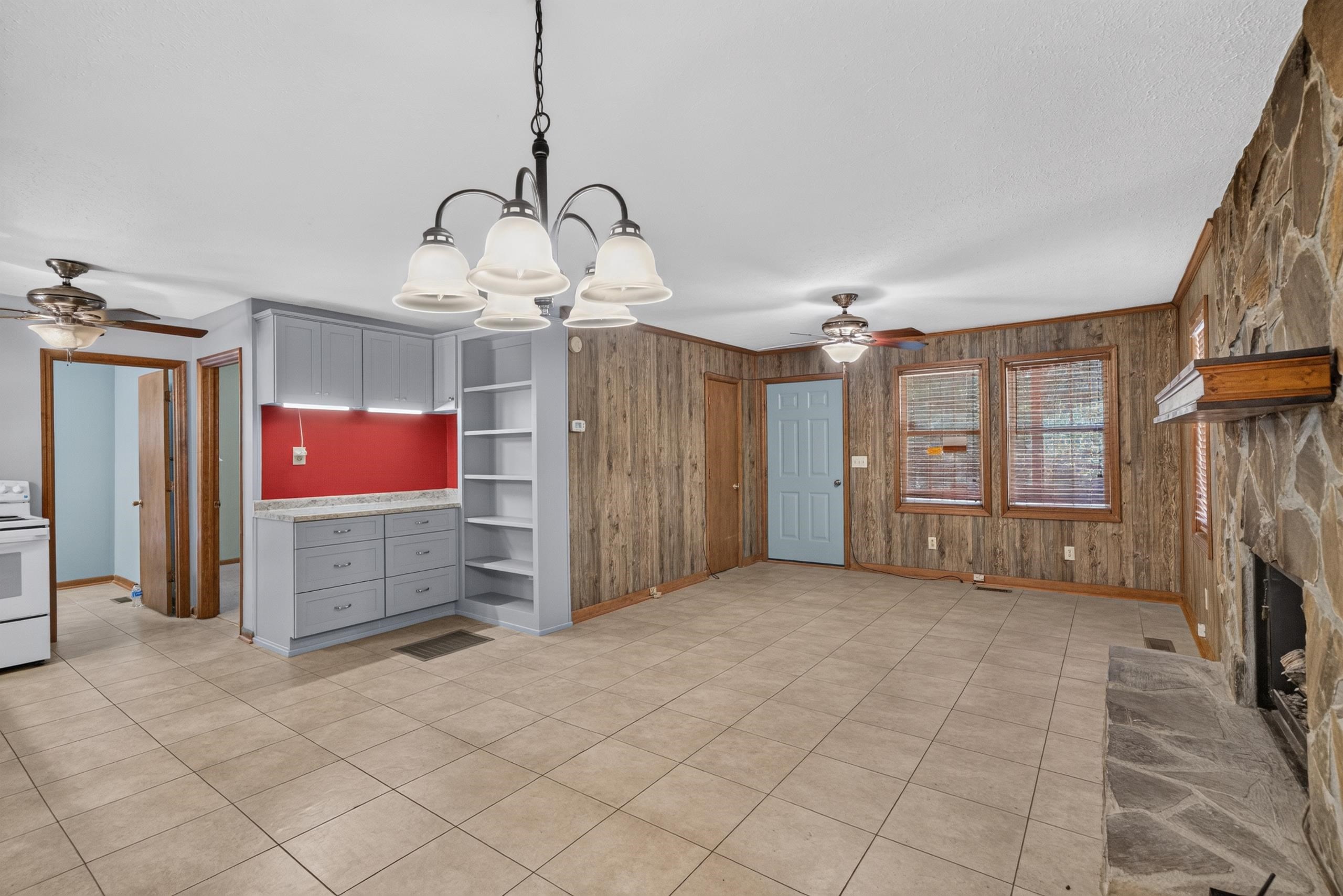 923 CROOKED CREEK ROAD