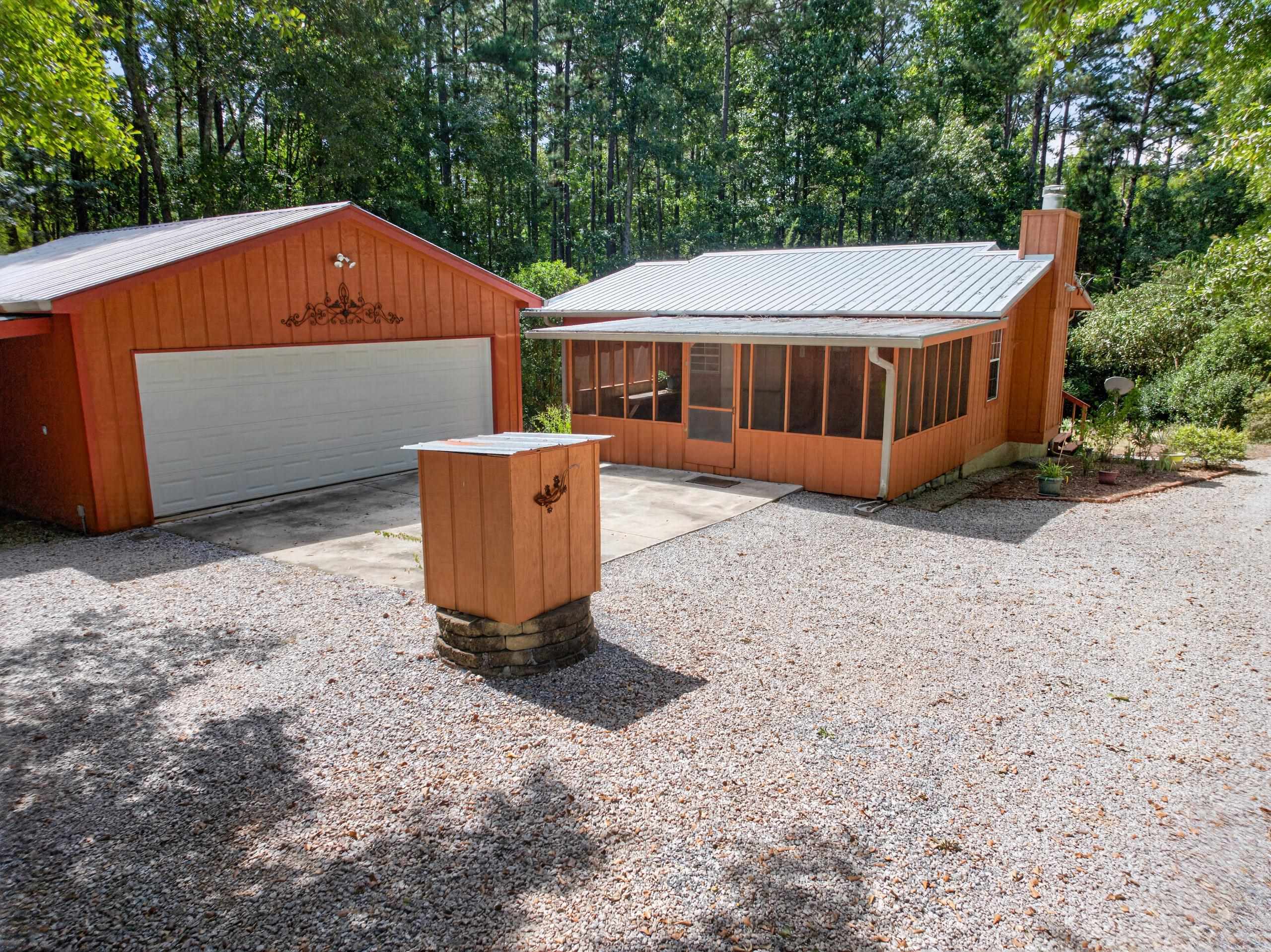 923 CROOKED CREEK ROAD