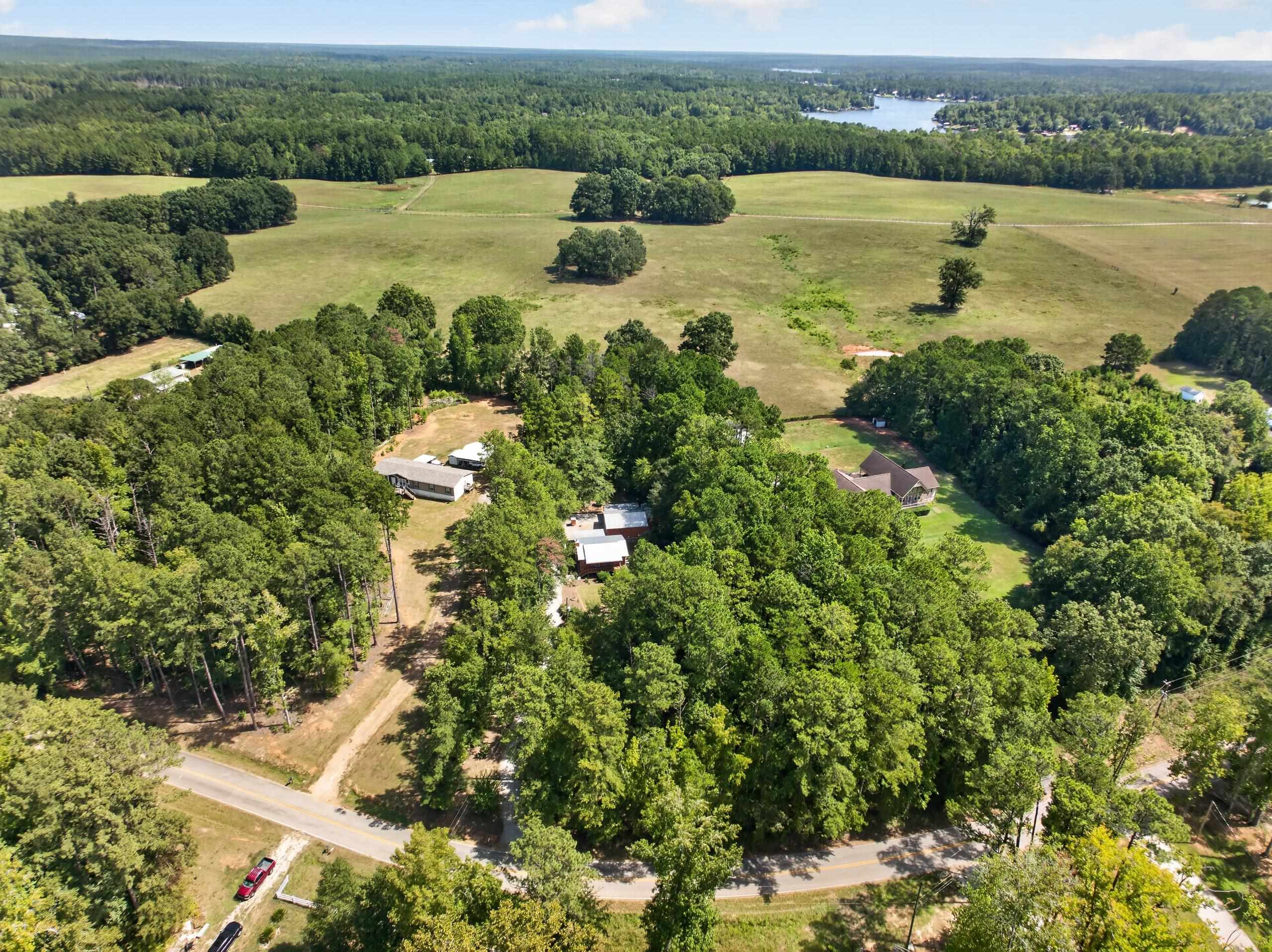 923 CROOKED CREEK ROAD