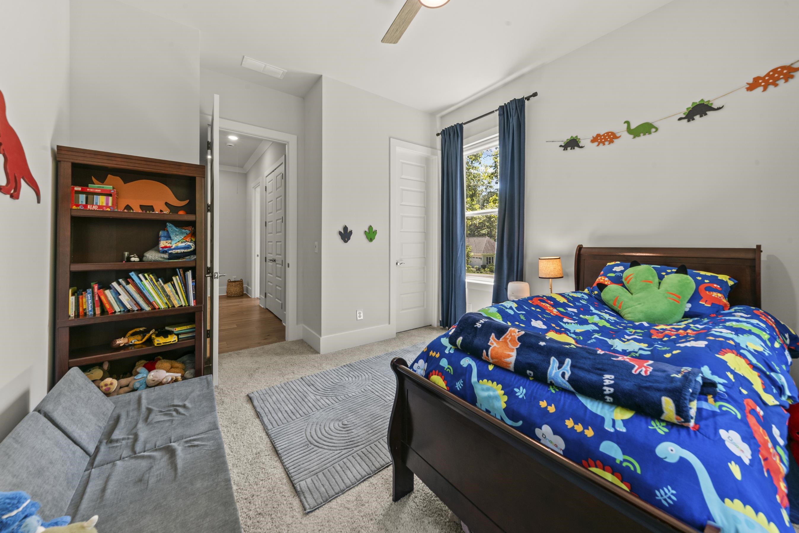 1011 PEACHTREE COURT