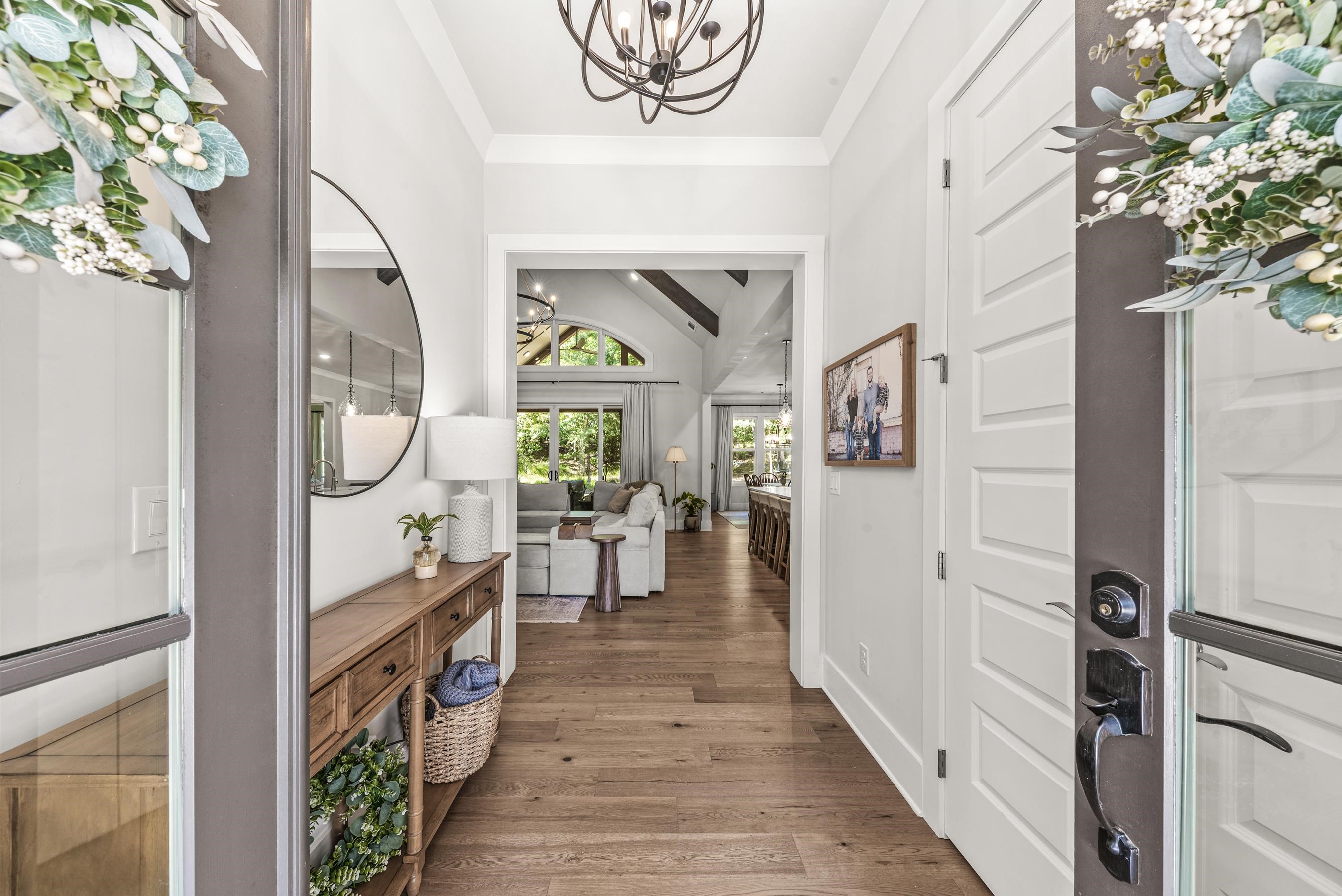 1011 PEACHTREE COURT