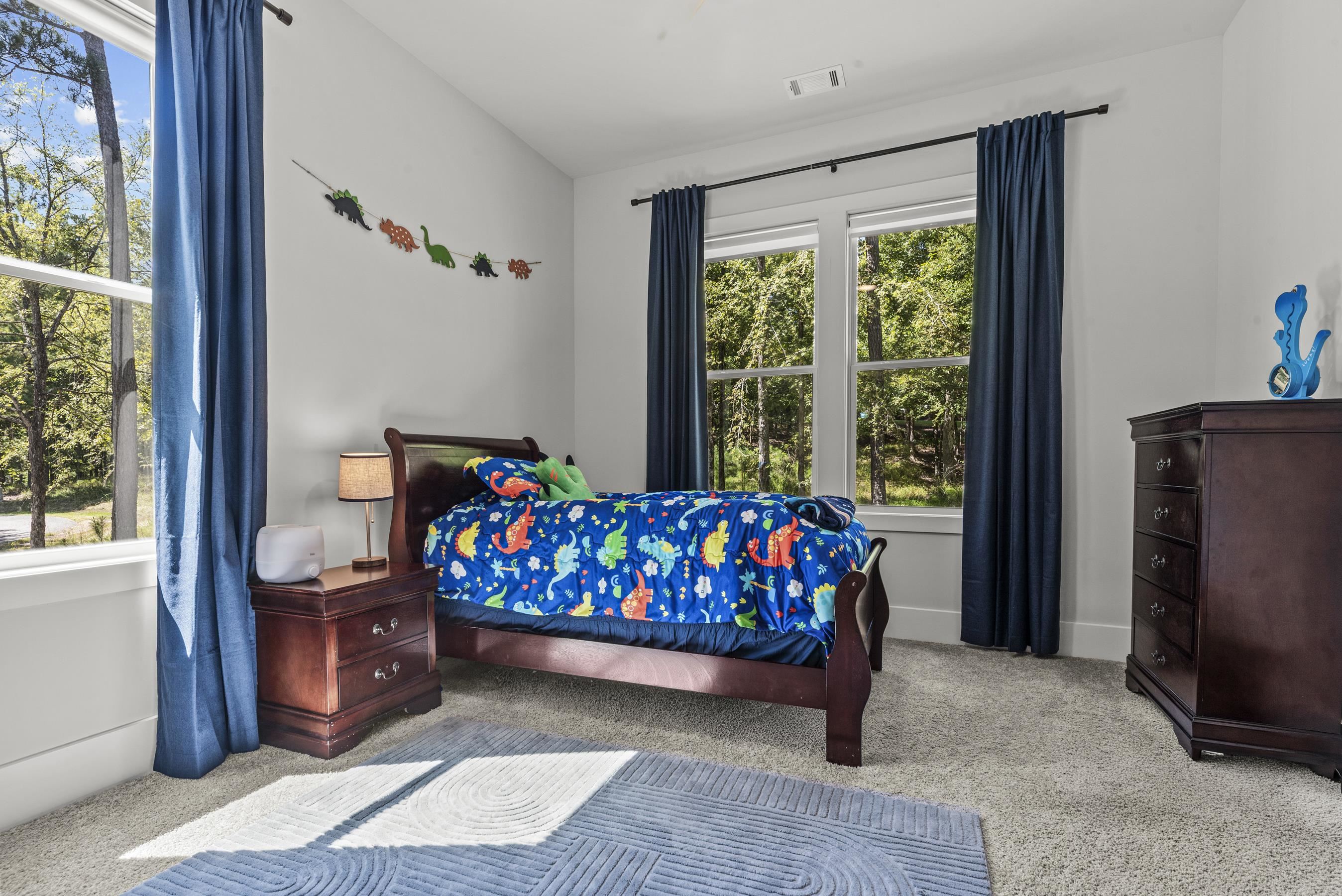 1011 PEACHTREE COURT