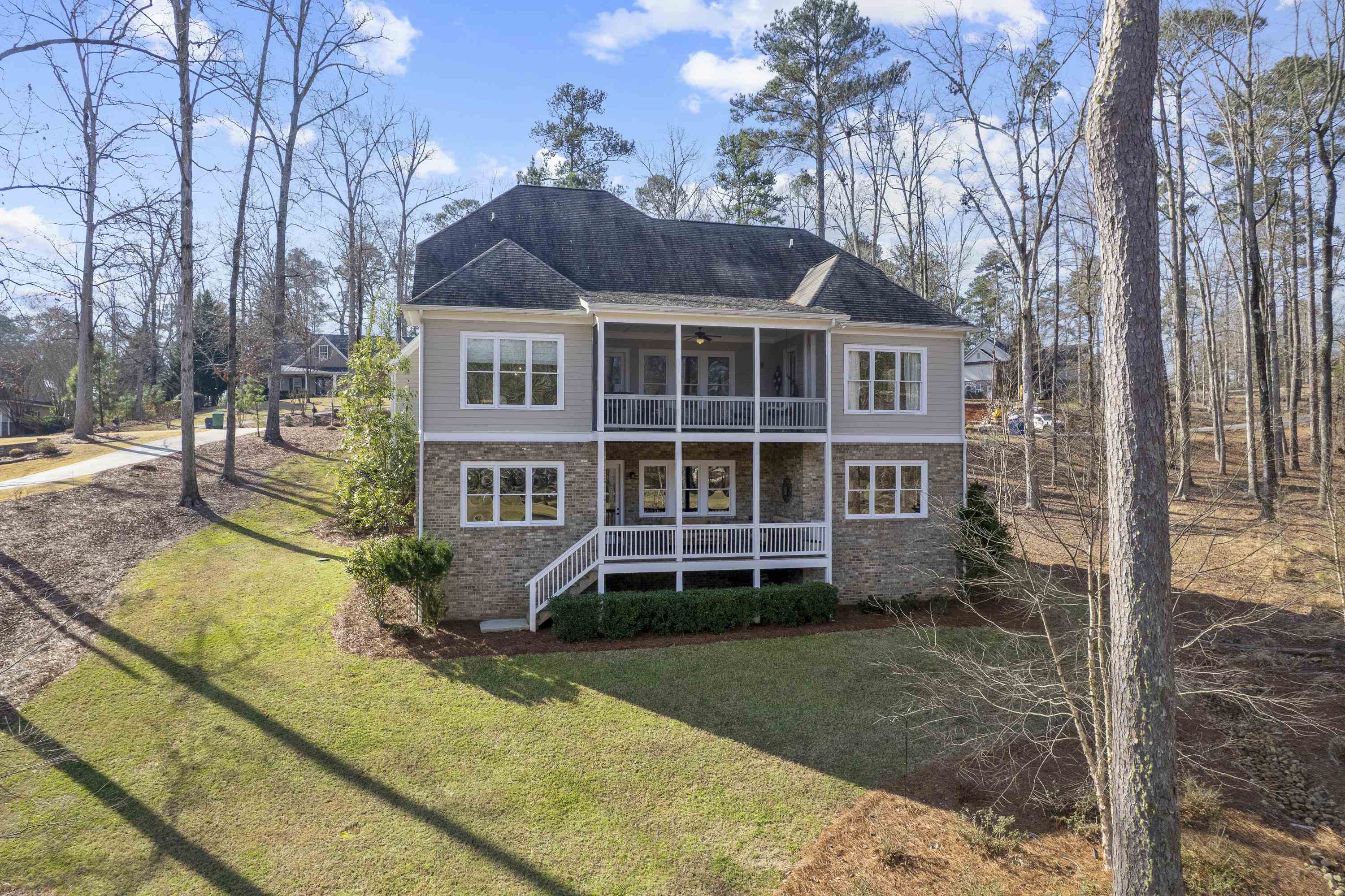 1020 TURNBERRY CIRCLE