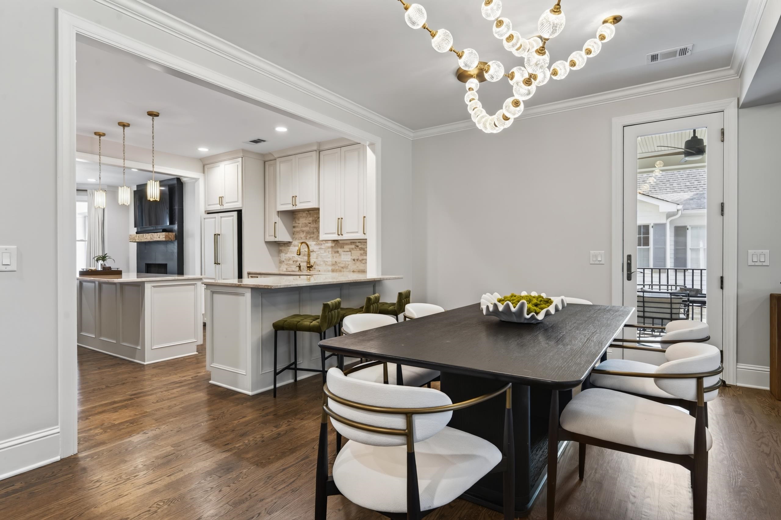 1051 OLDE CHAPEL LANE