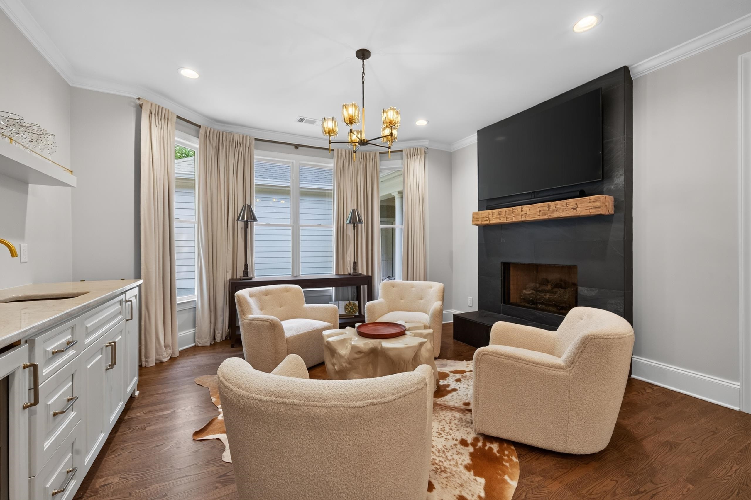 1051 OLDE CHAPEL LANE