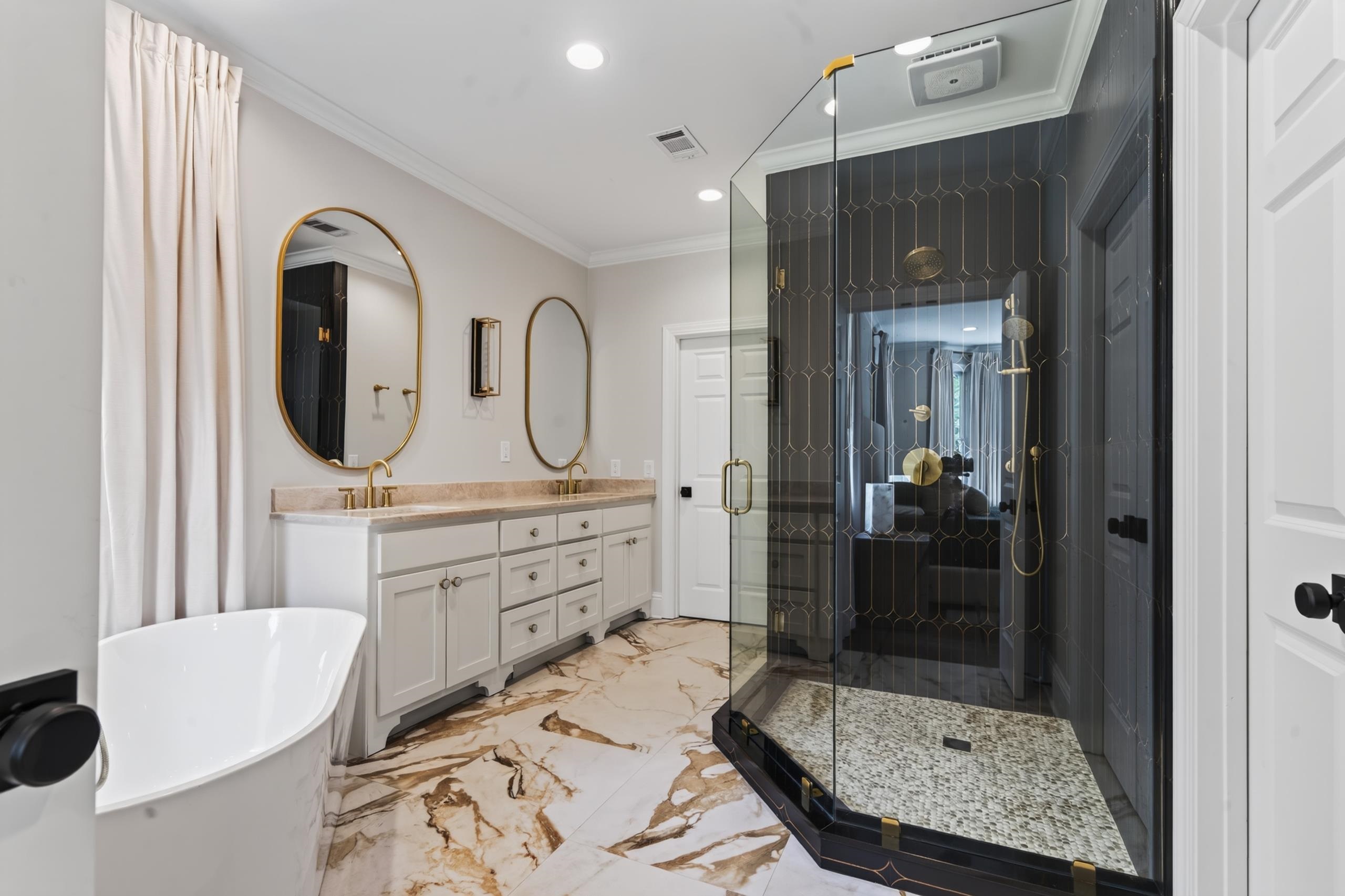 1051 OLDE CHAPEL LANE