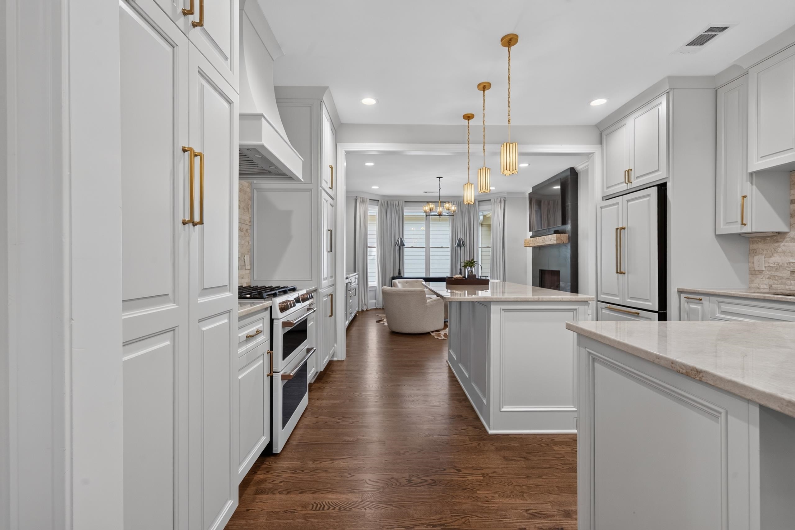 1051 OLDE CHAPEL LANE