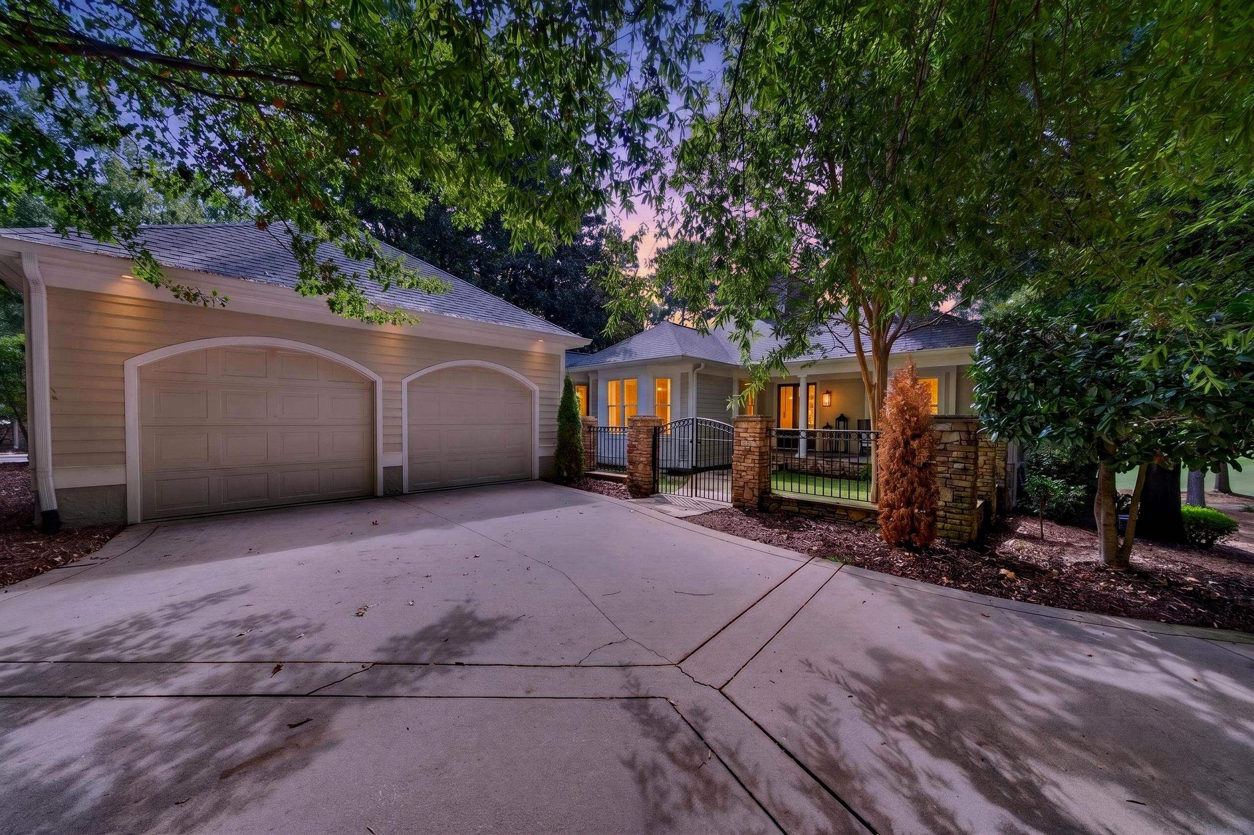 1051 OLDE CHAPEL LANE