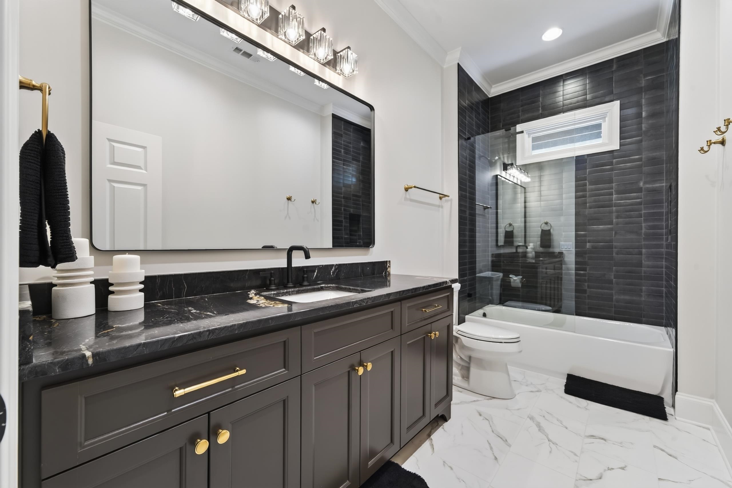 1051 OLDE CHAPEL LANE