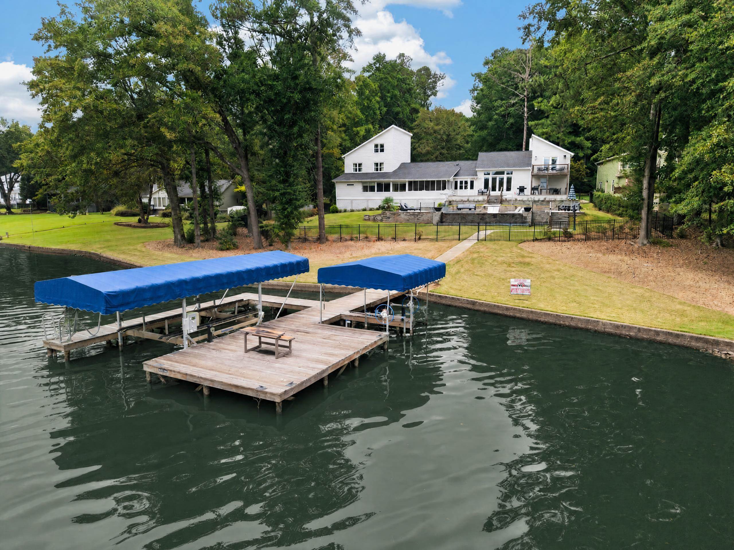 242 LOCH WAY