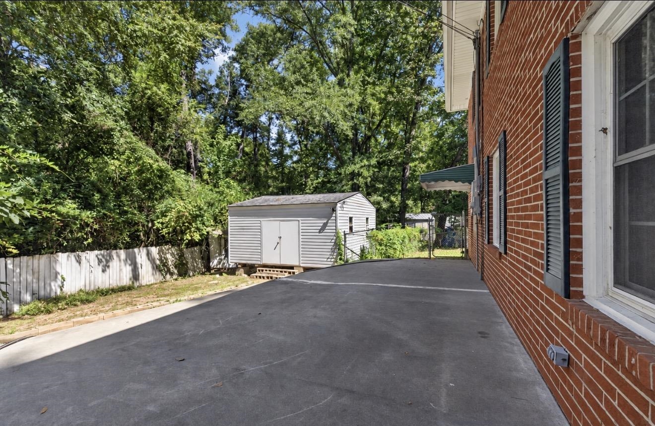 114 SW SYCAMORE ROAD