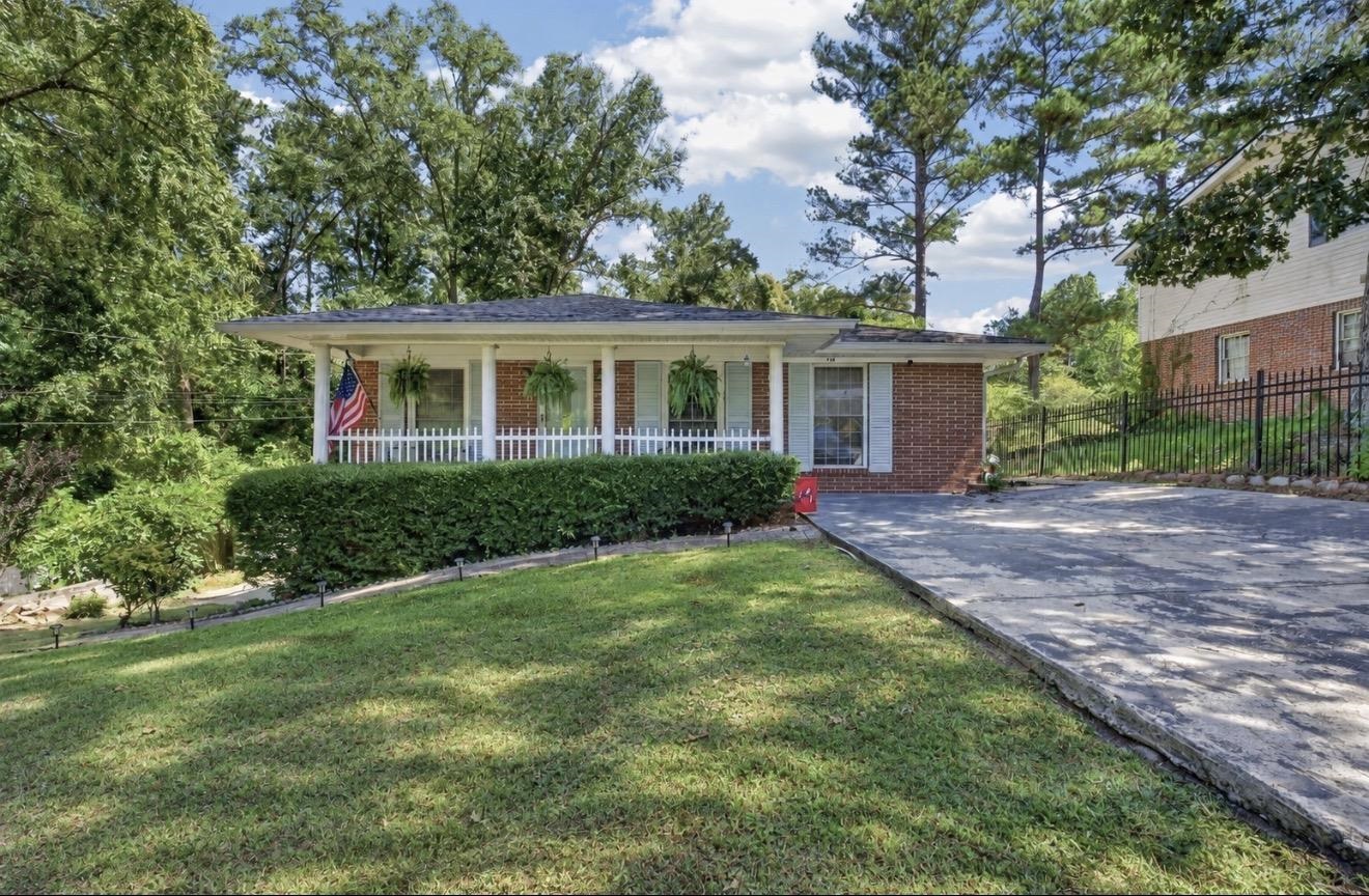114 SW SYCAMORE ROAD